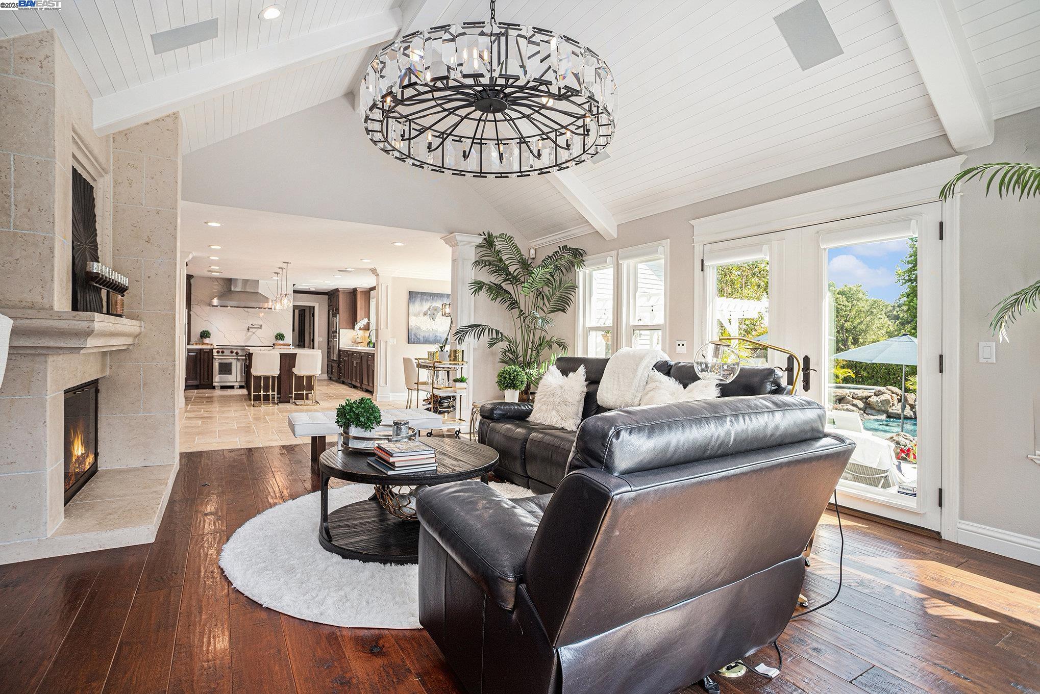 Detail Gallery Image 11 of 57 For 91 Red Cypress Ct, Danville,  CA 94506 - 4 Beds | 4/1 Baths