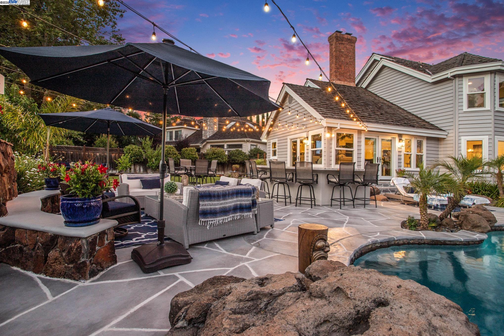 Detail Gallery Image 3 of 57 For 91 Red Cypress Ct, Danville,  CA 94506 - 4 Beds | 4/1 Baths