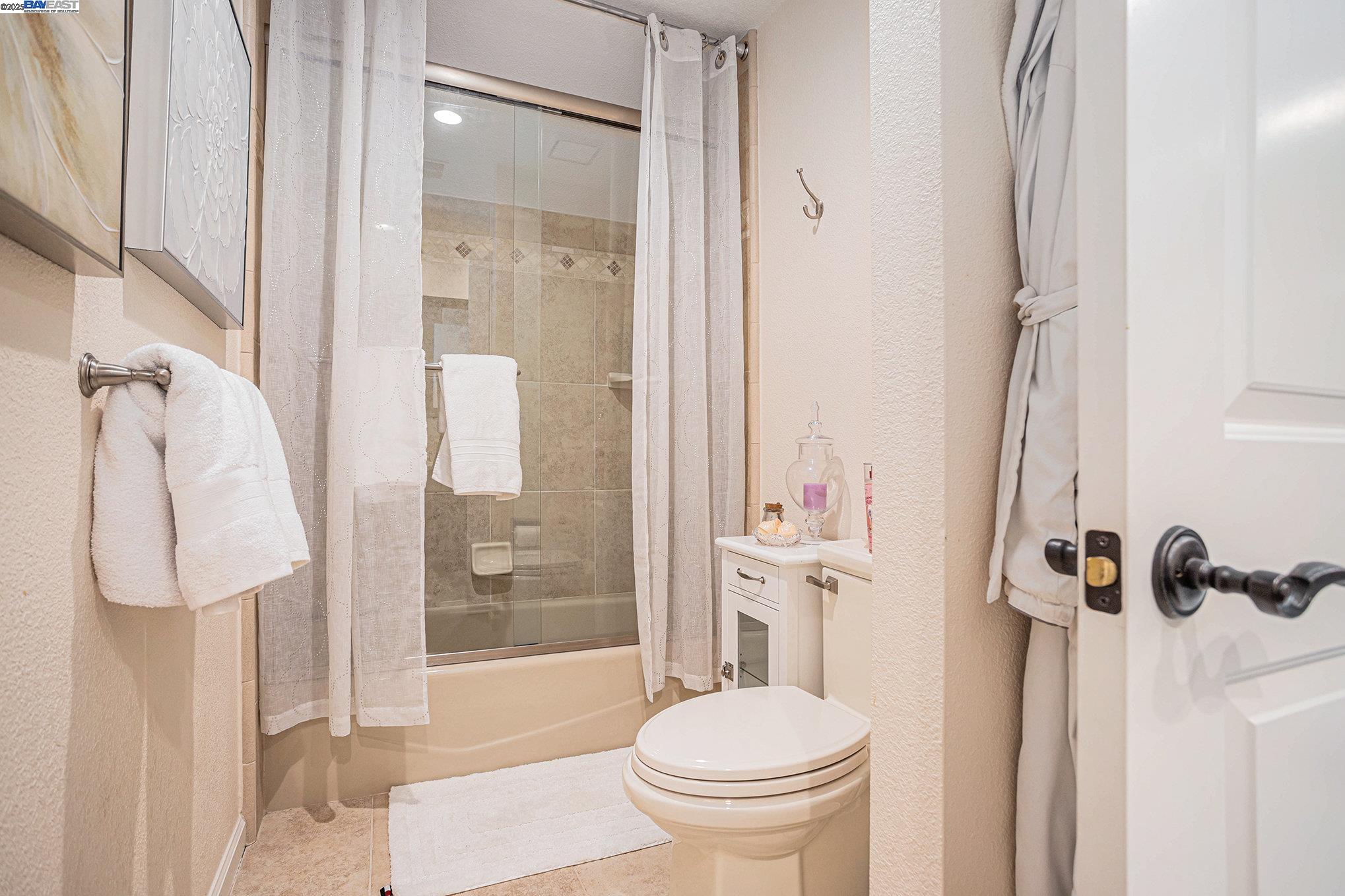 Detail Gallery Image 29 of 57 For 91 Red Cypress Ct, Danville,  CA 94506 - 4 Beds | 4/1 Baths