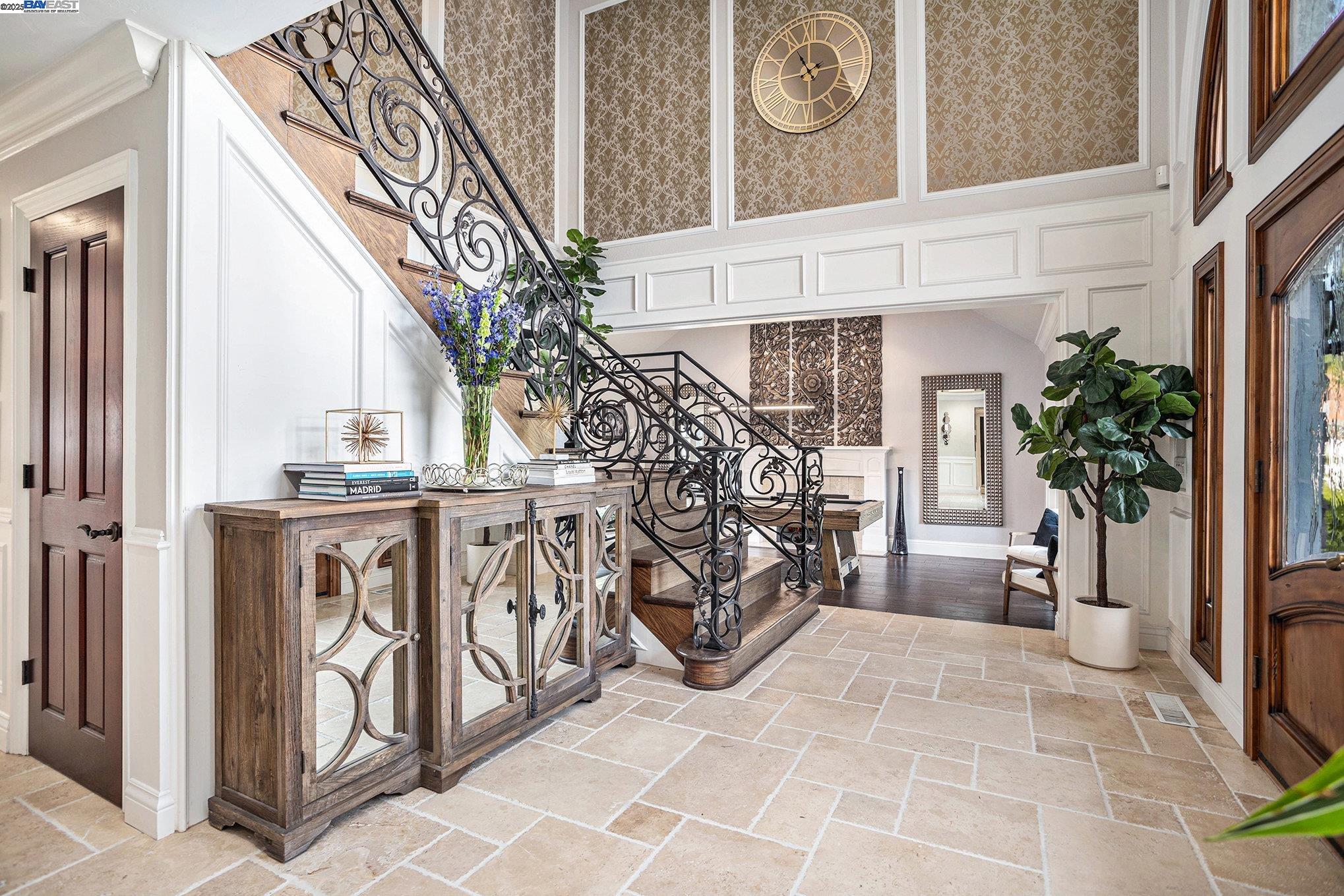 Detail Gallery Image 4 of 57 For 91 Red Cypress Ct, Danville,  CA 94506 - 4 Beds | 4/1 Baths