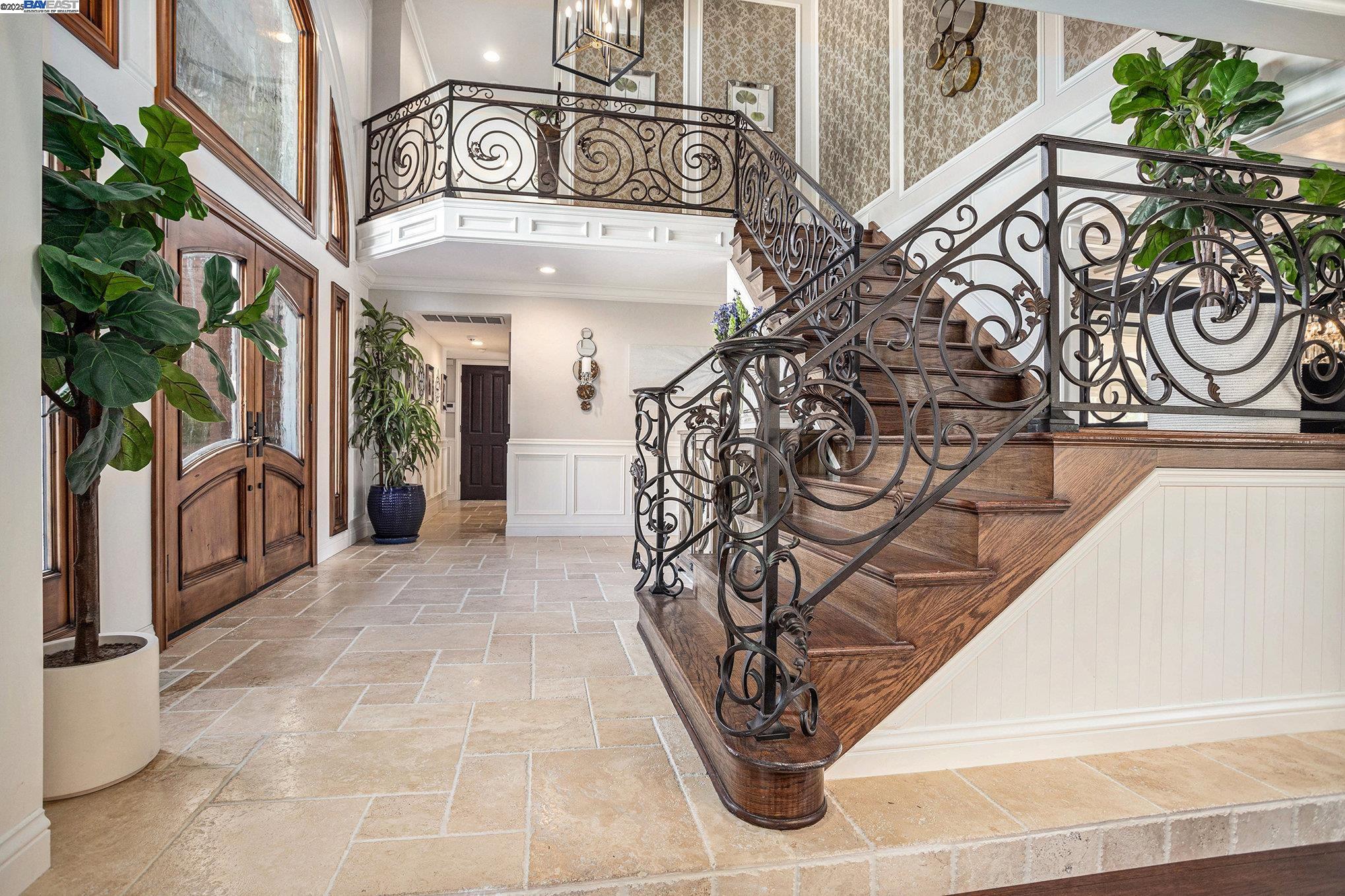 Detail Gallery Image 5 of 57 For 91 Red Cypress Ct, Danville,  CA 94506 - 4 Beds | 4/1 Baths