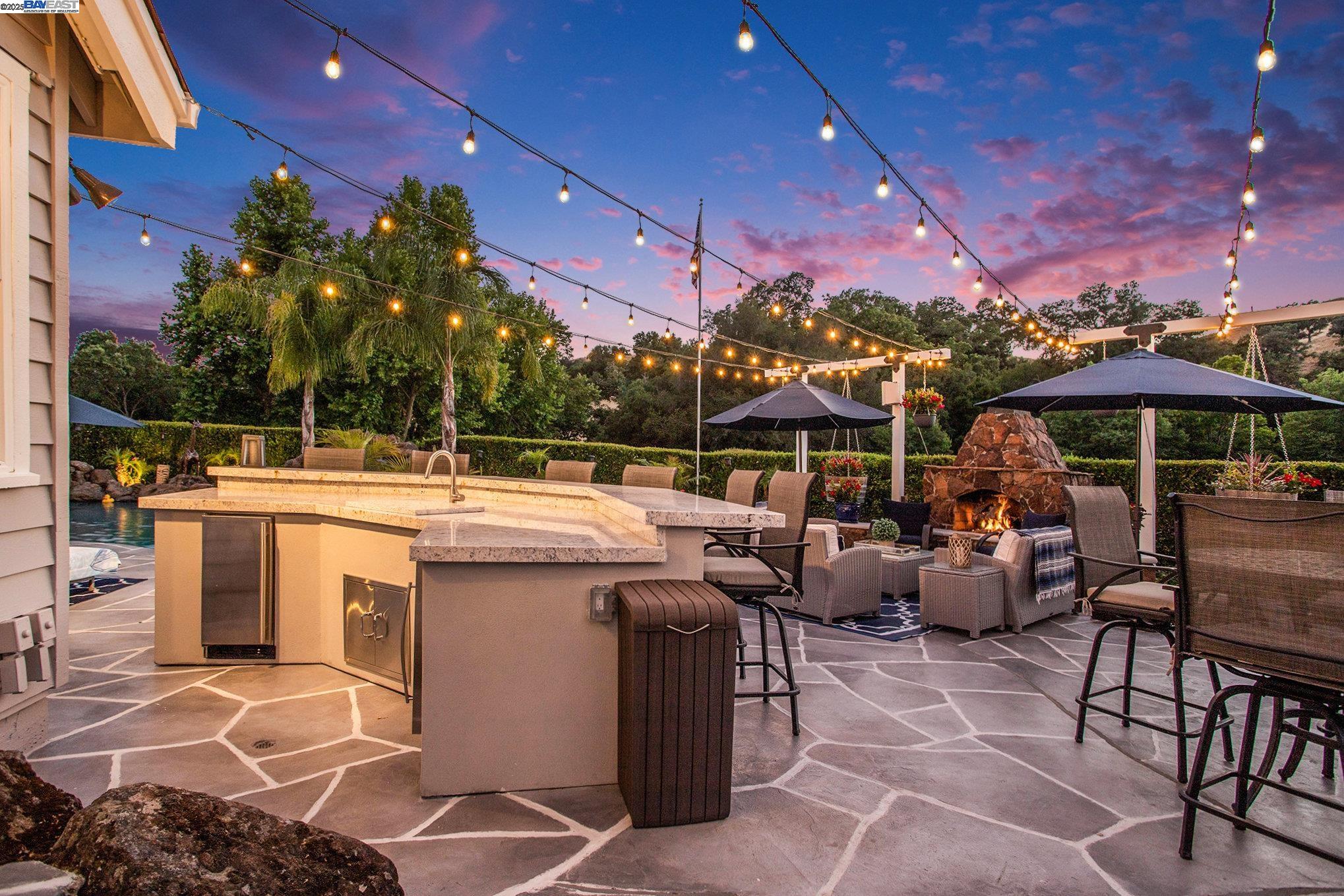 Detail Gallery Image 45 of 57 For 91 Red Cypress Ct, Danville,  CA 94506 - 4 Beds | 4/1 Baths