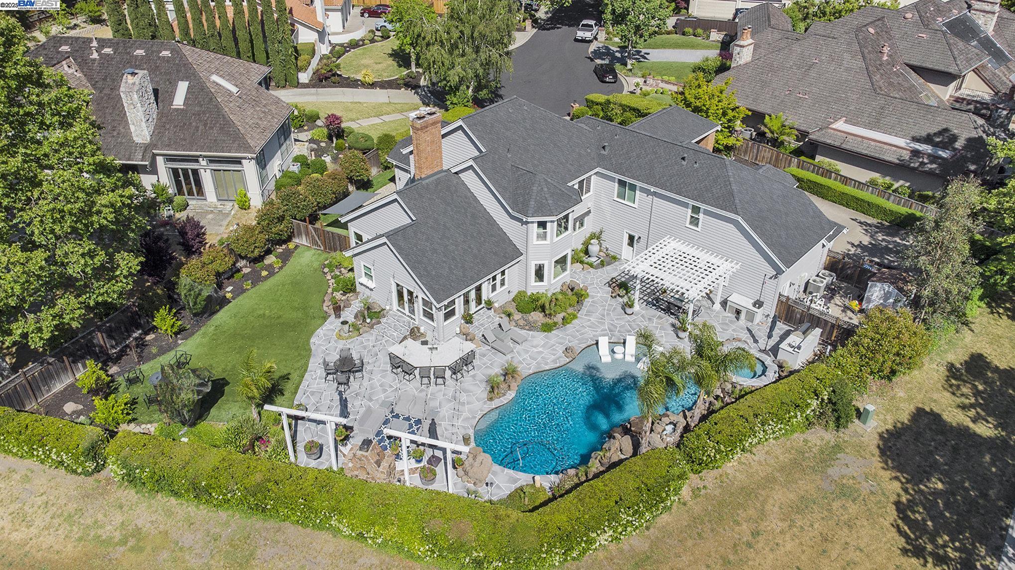 Detail Gallery Image 53 of 57 For 91 Red Cypress Ct, Danville,  CA 94506 - 4 Beds | 4/1 Baths