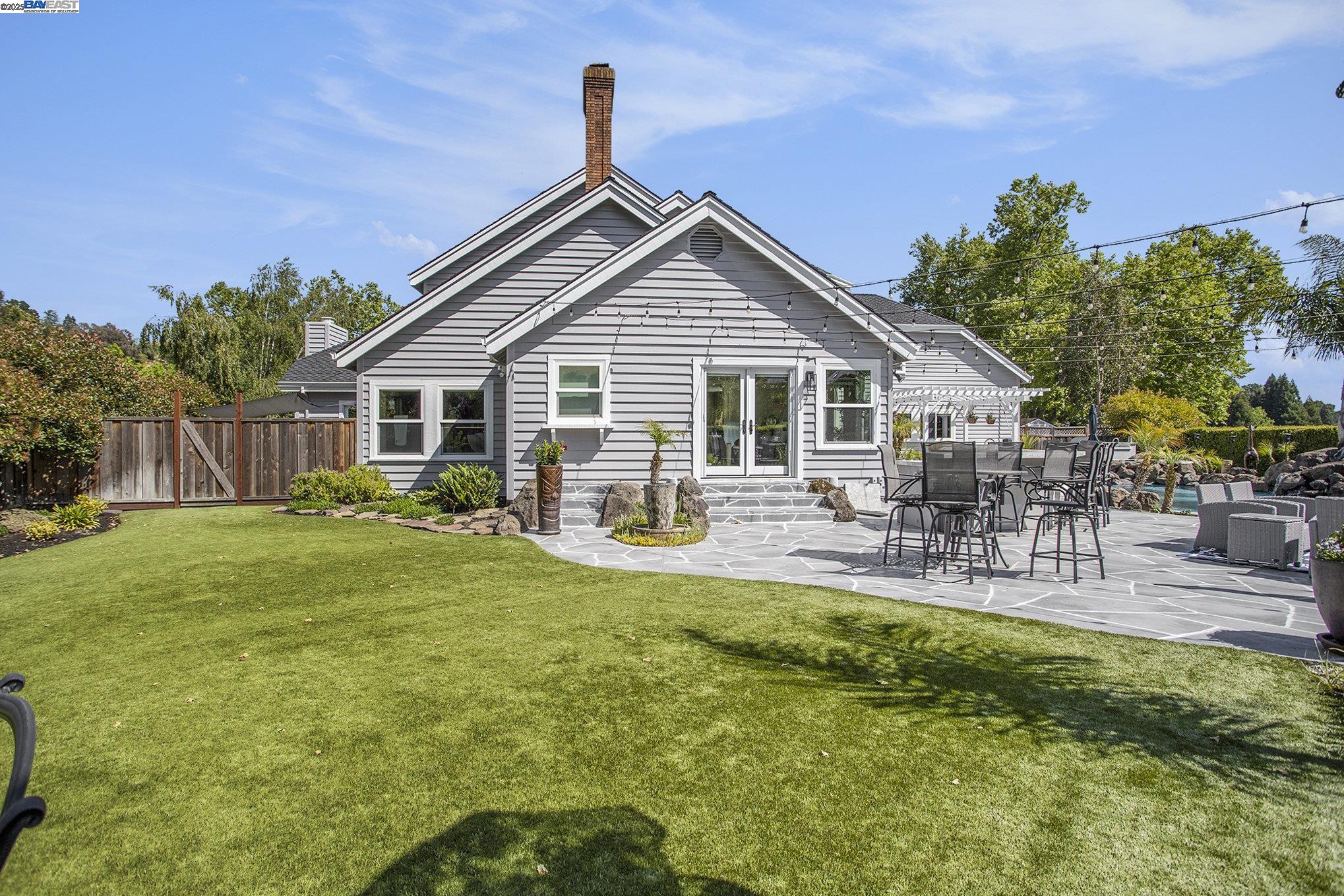 Detail Gallery Image 55 of 57 For 91 Red Cypress Ct, Danville,  CA 94506 - 4 Beds | 4/1 Baths