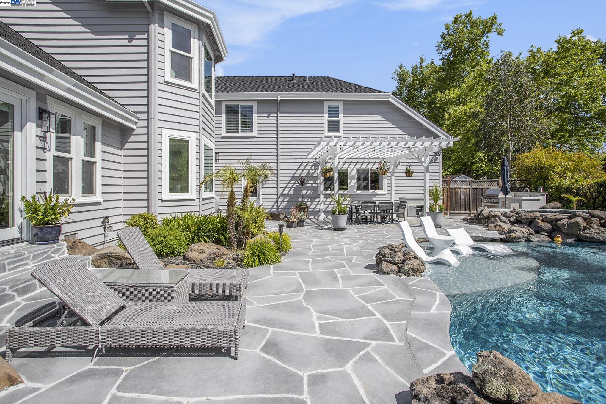 Detail Gallery Image 56 of 57 For 91 Red Cypress Ct, Danville,  CA 94506 - 4 Beds | 4/1 Baths