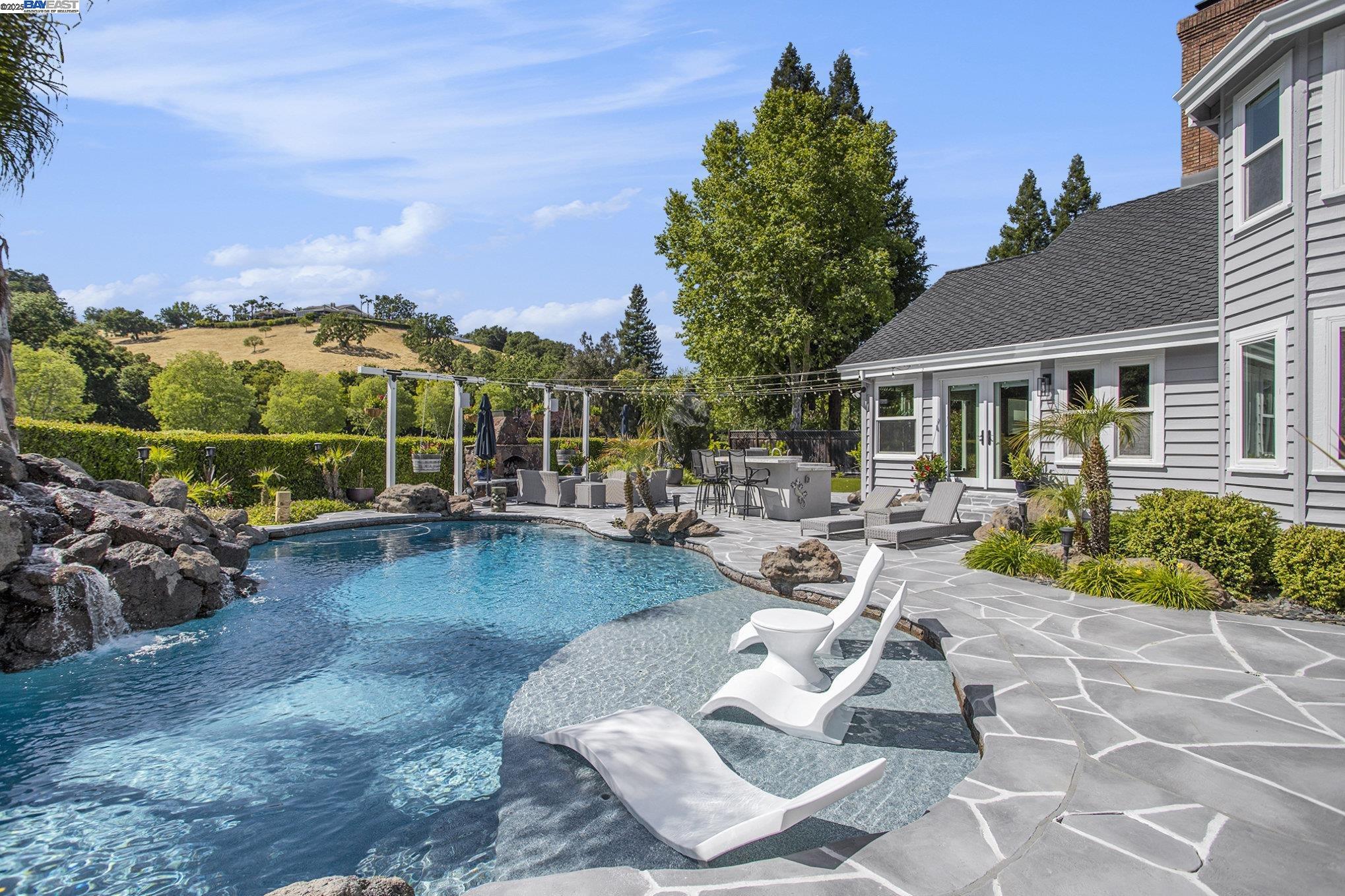 Detail Gallery Image 57 of 57 For 91 Red Cypress Ct, Danville,  CA 94506 - 4 Beds | 4/1 Baths