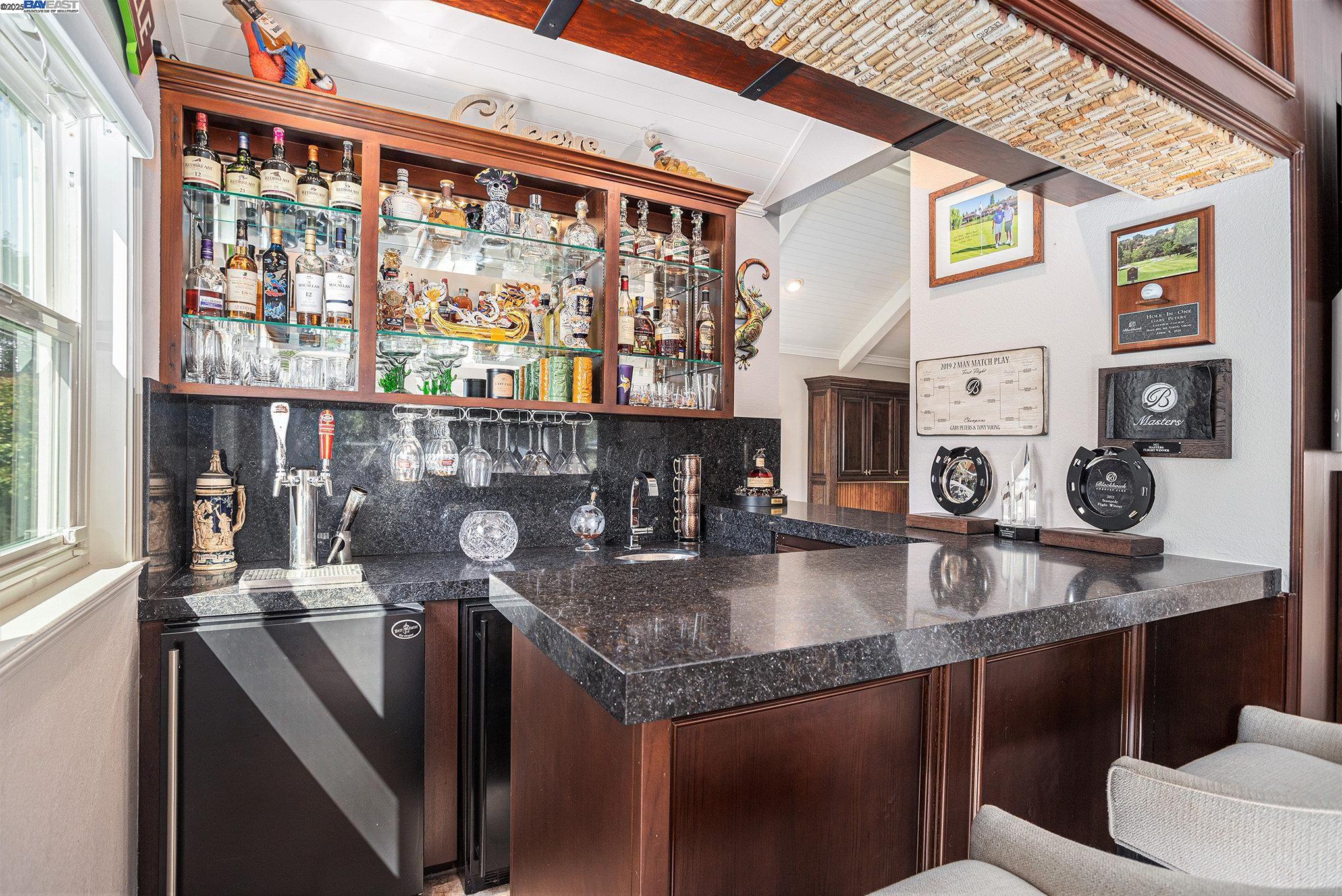 Detail Gallery Image 10 of 57 For 91 Red Cypress Ct, Danville,  CA 94506 - 4 Beds | 4/1 Baths