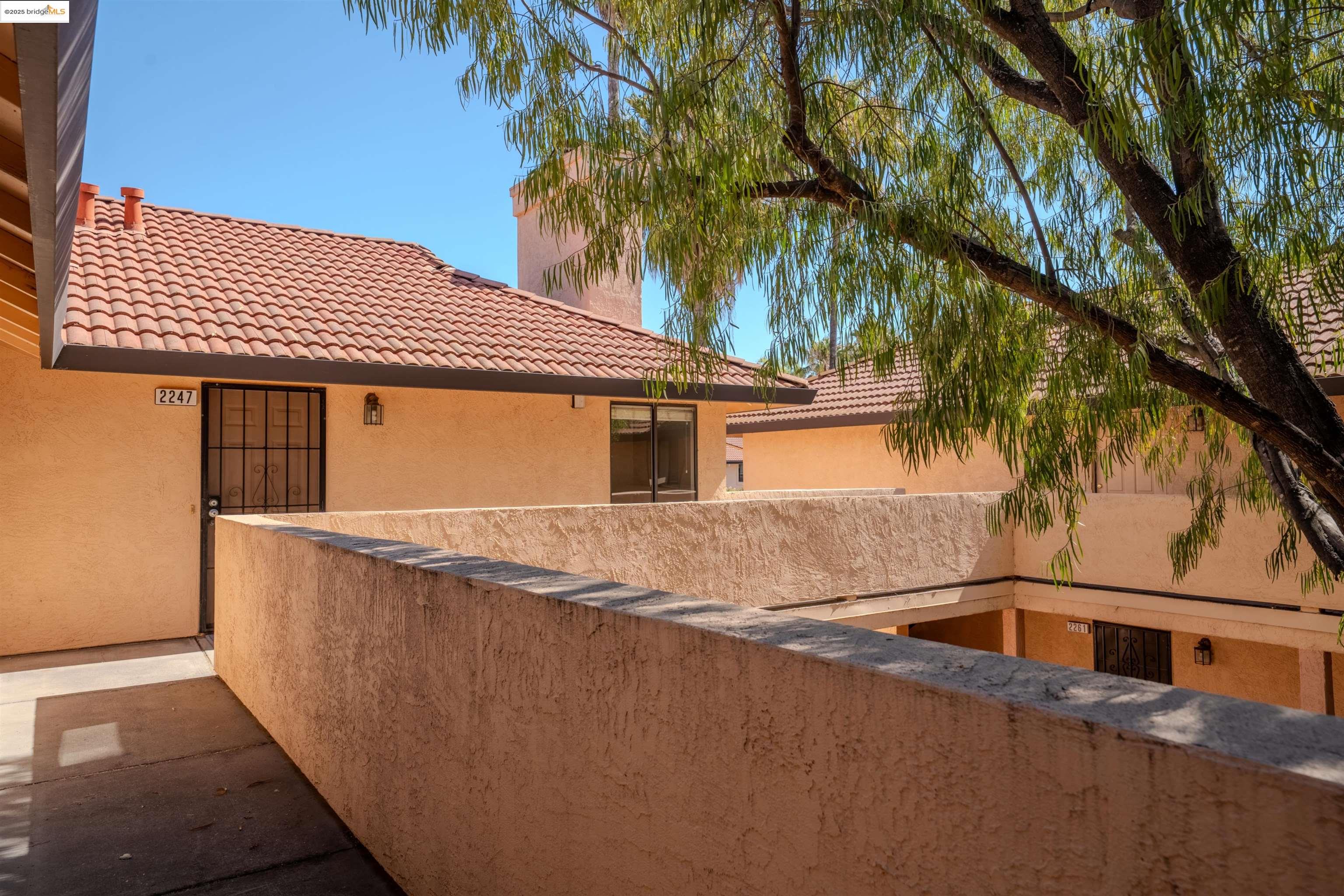 Browse active condo listings in HILLCREST MEAD