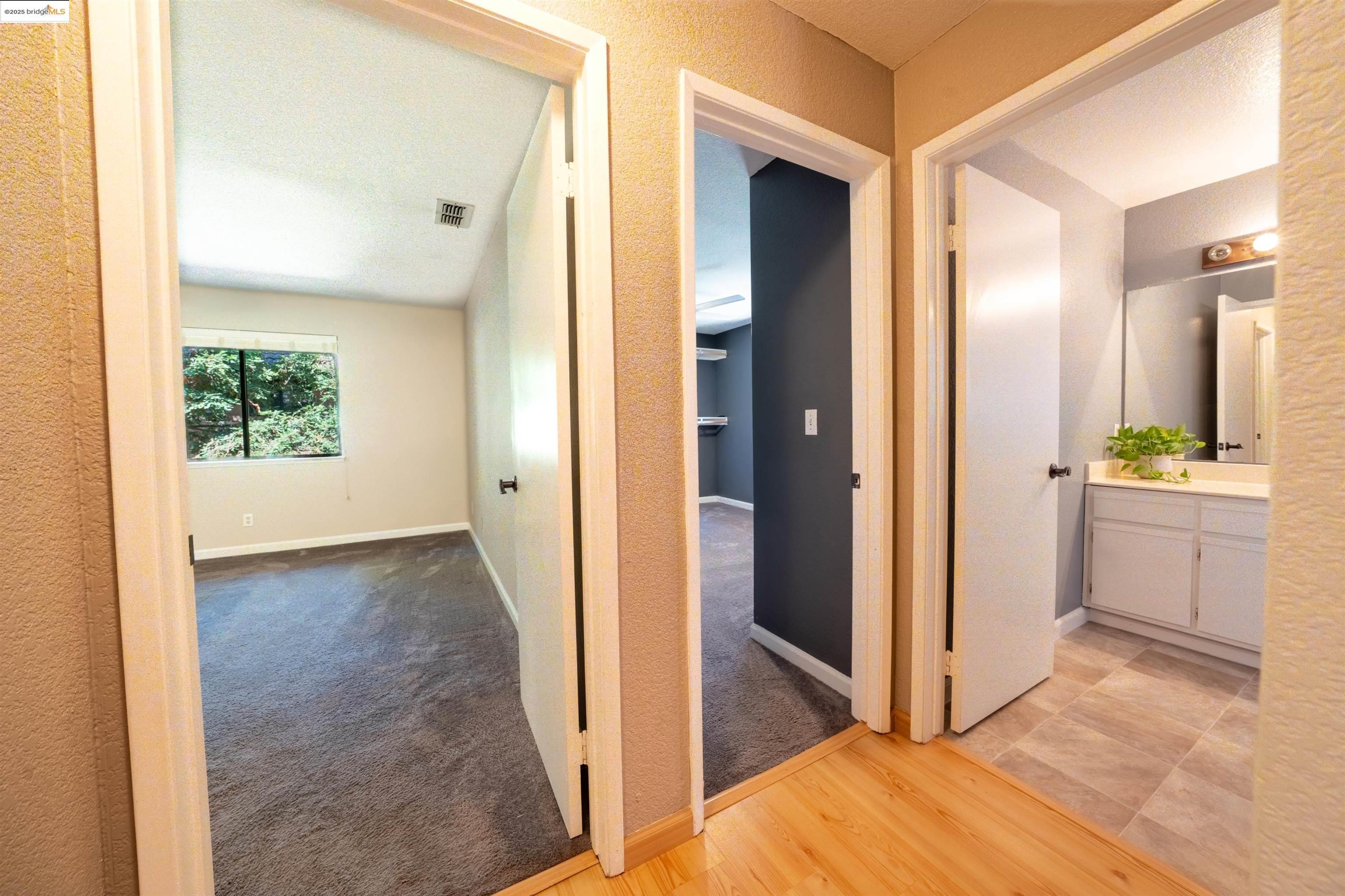 Photo #9: 41106629 Listing: Photo #9