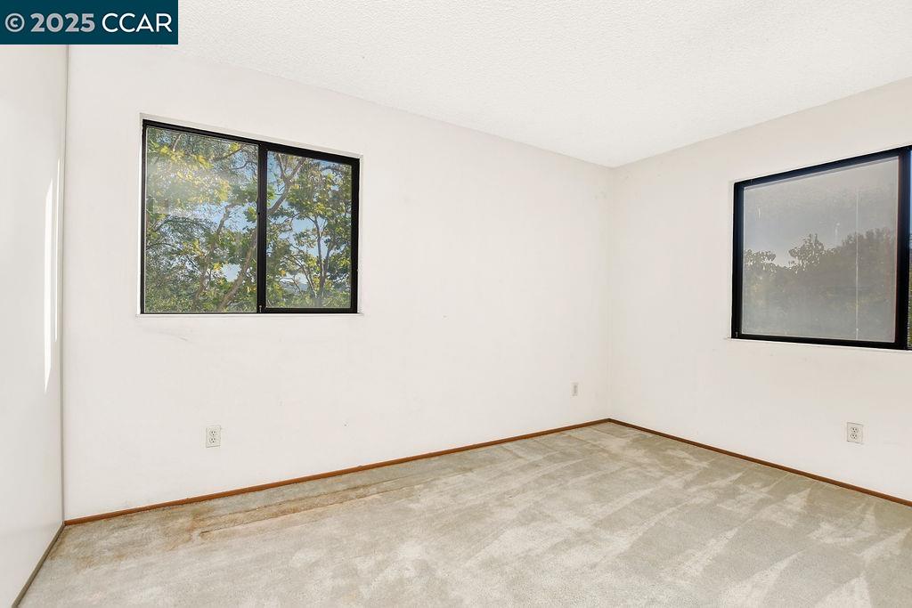 Photo #12: 41106631 Listing: Photo #12