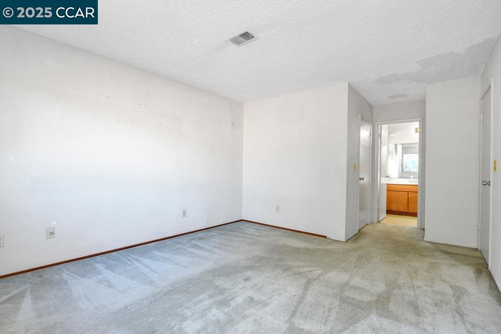 Photo #17: 41106631 Listing: Photo #17