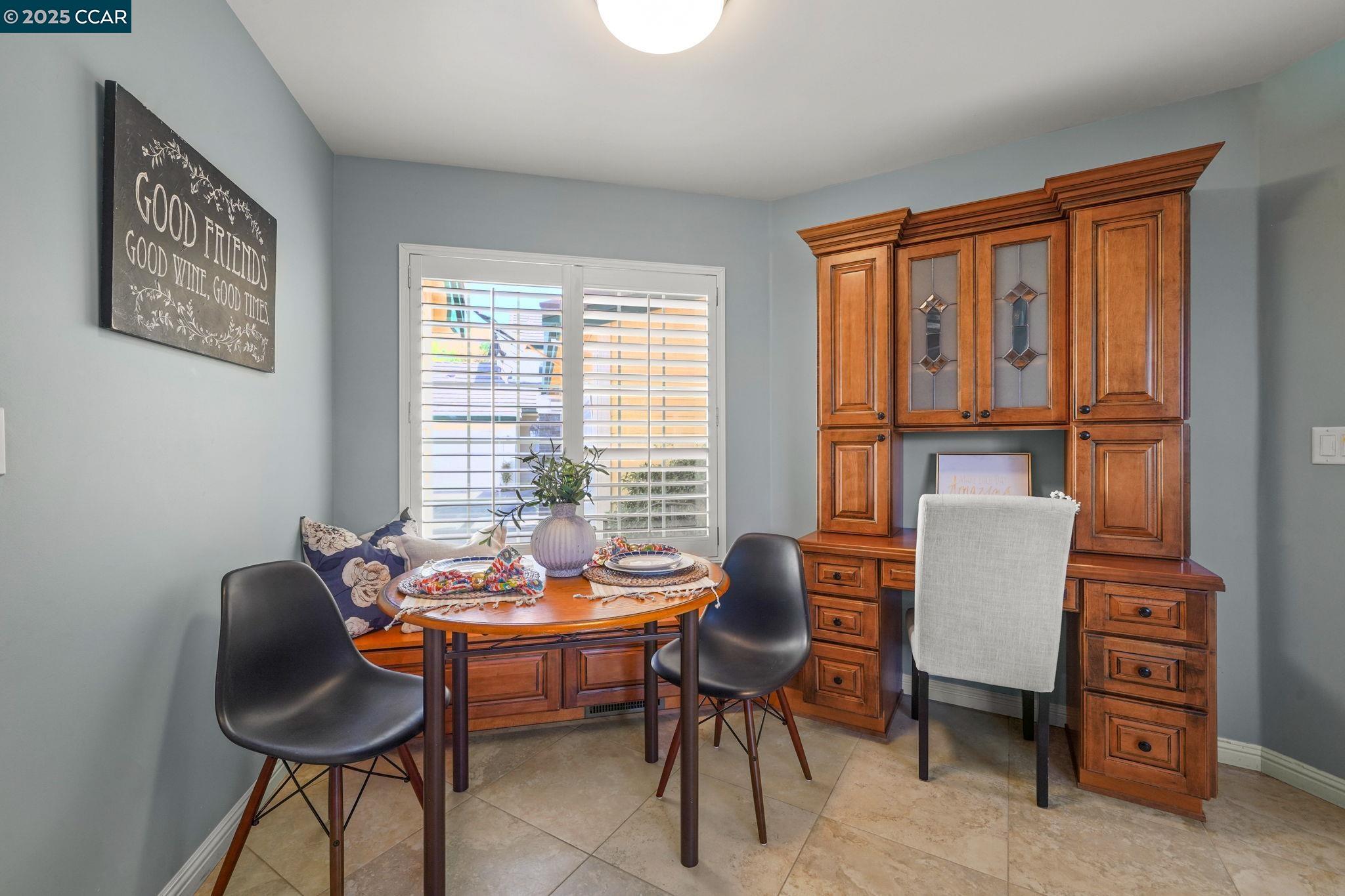 Detail Gallery Image 11 of 30 For 1343 Shell Ln, Clayton,  CA 94517 - 2 Beds | 2 Baths