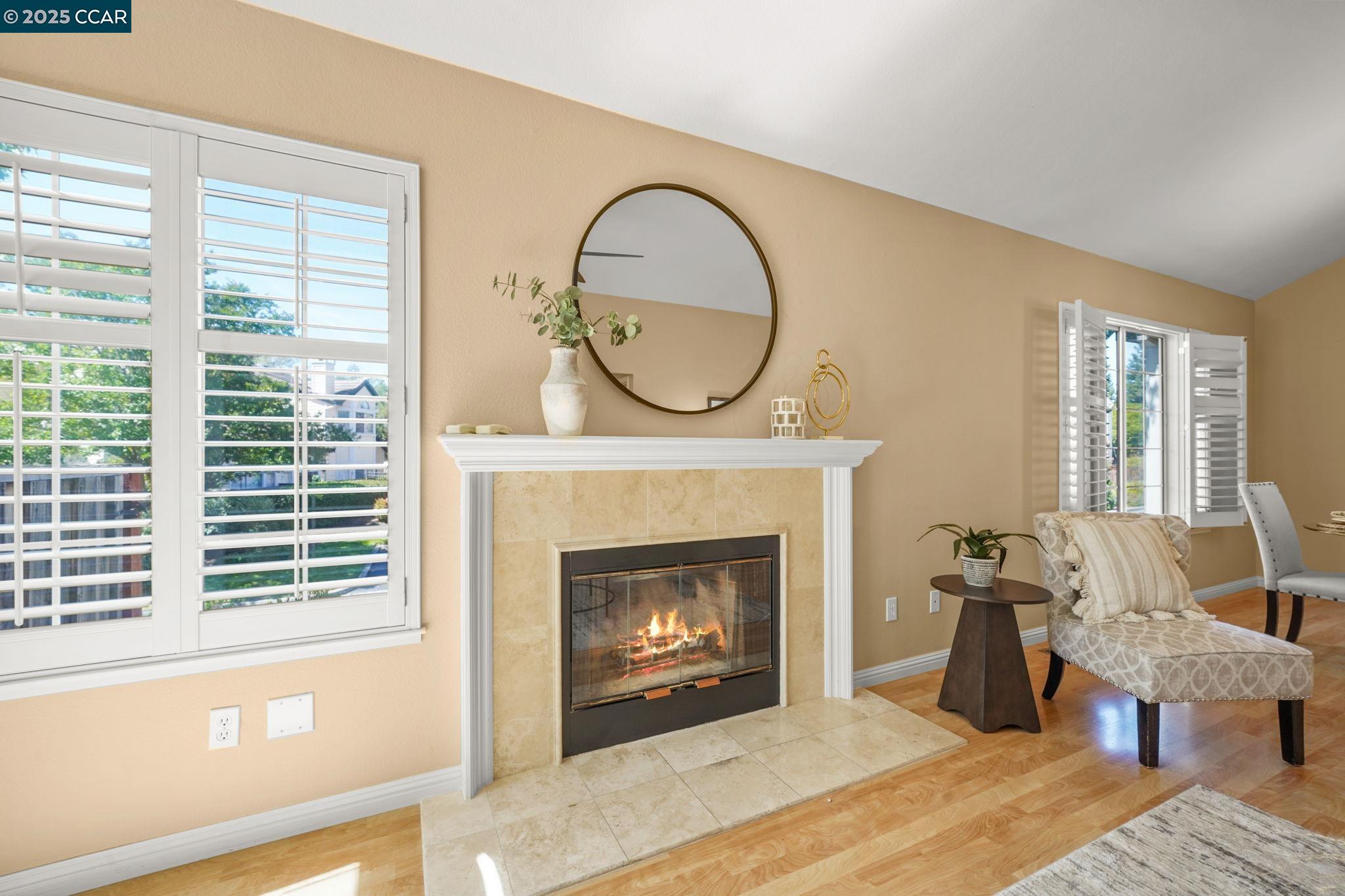 Detail Gallery Image 5 of 30 For 1343 Shell Ln, Clayton,  CA 94517 - 2 Beds | 2 Baths