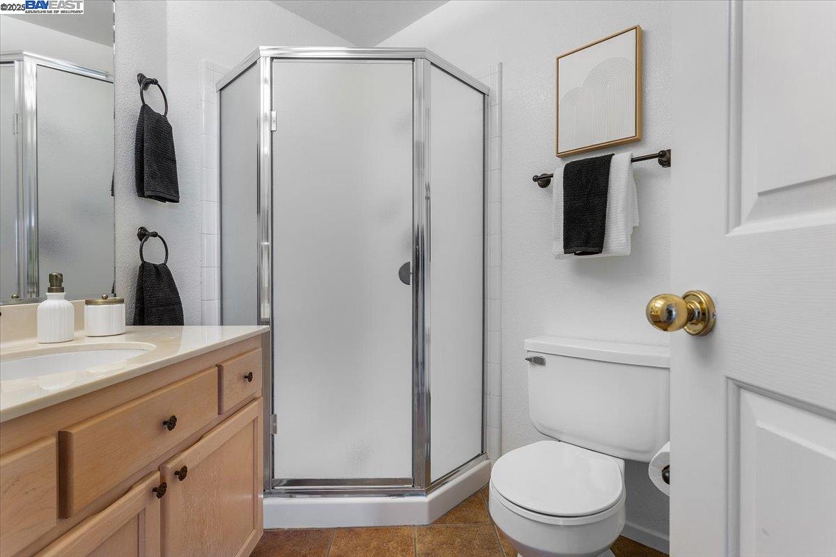 Detail Gallery Image 21 of 44 For 21103 Gary Dr #303,  Hayward,  CA 94546 - 2 Beds | 2 Baths