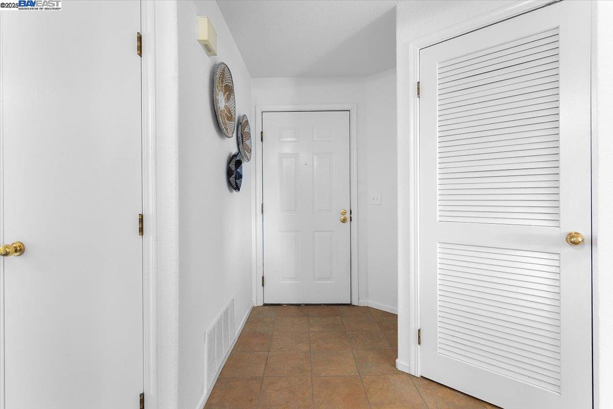 Photo #5: 41106643 Listing 