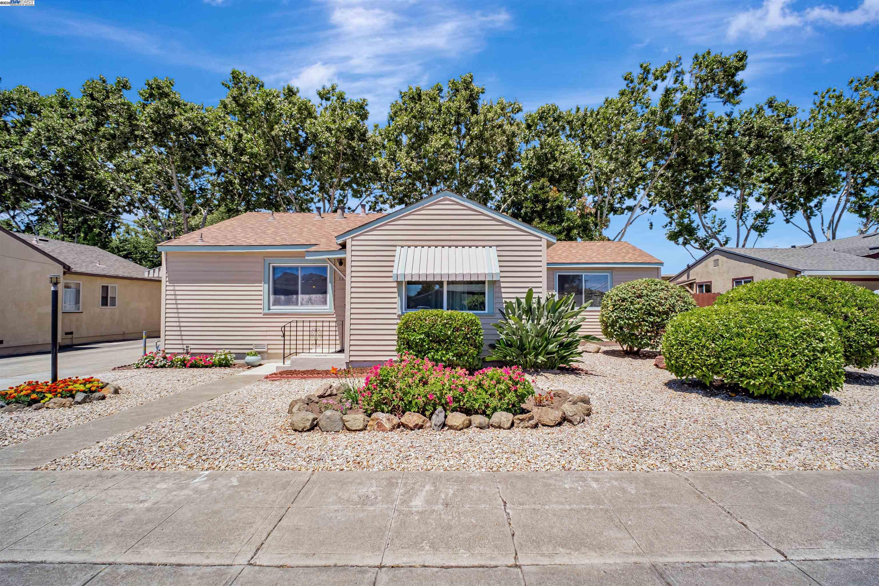 Front Image Thumbnail for BE41106646