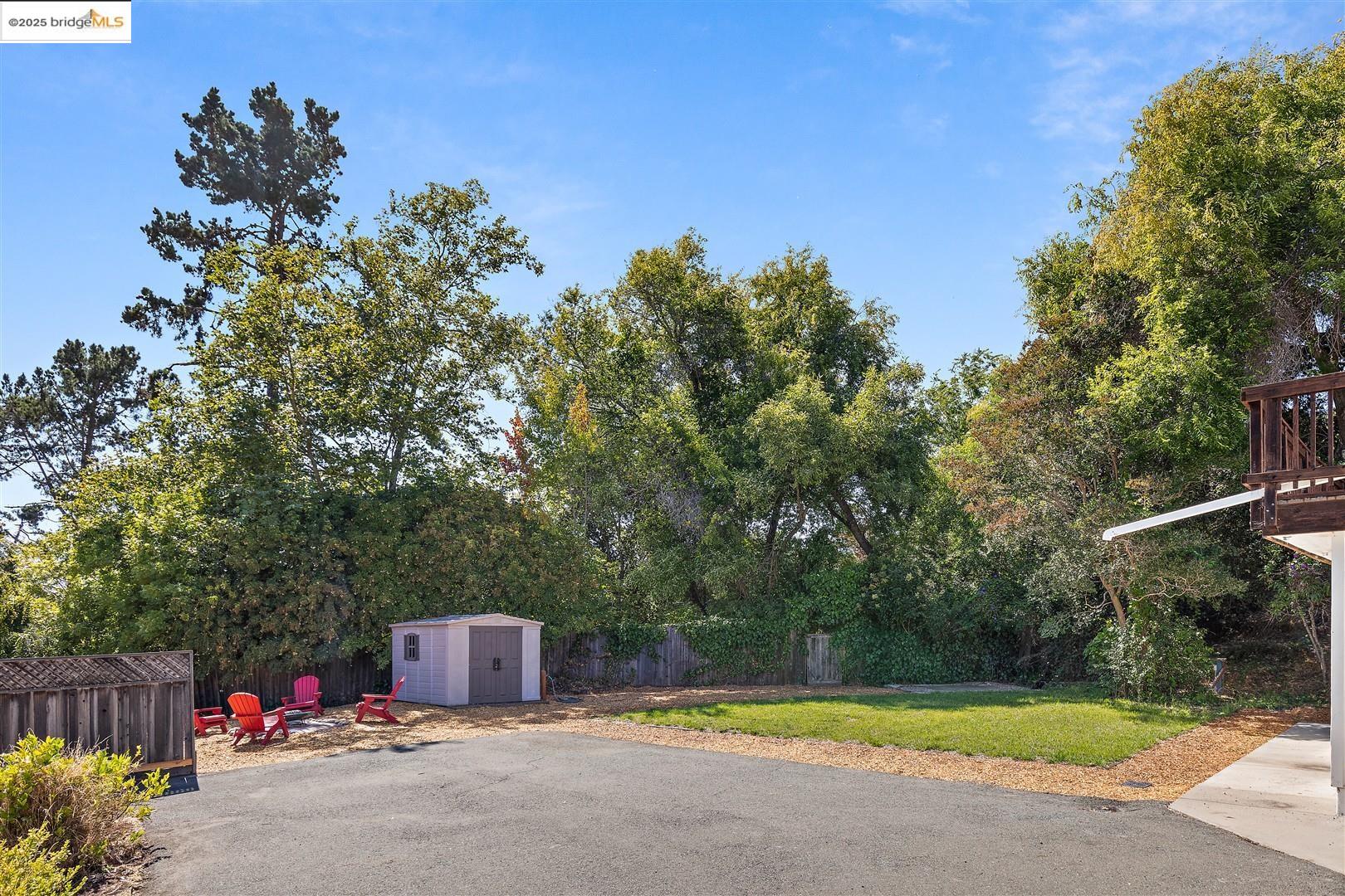 Detail Gallery Image 27 of 60 For 2871 Stephen Dr, Richmond,  CA 94803 - 5 Beds | 2 Baths
