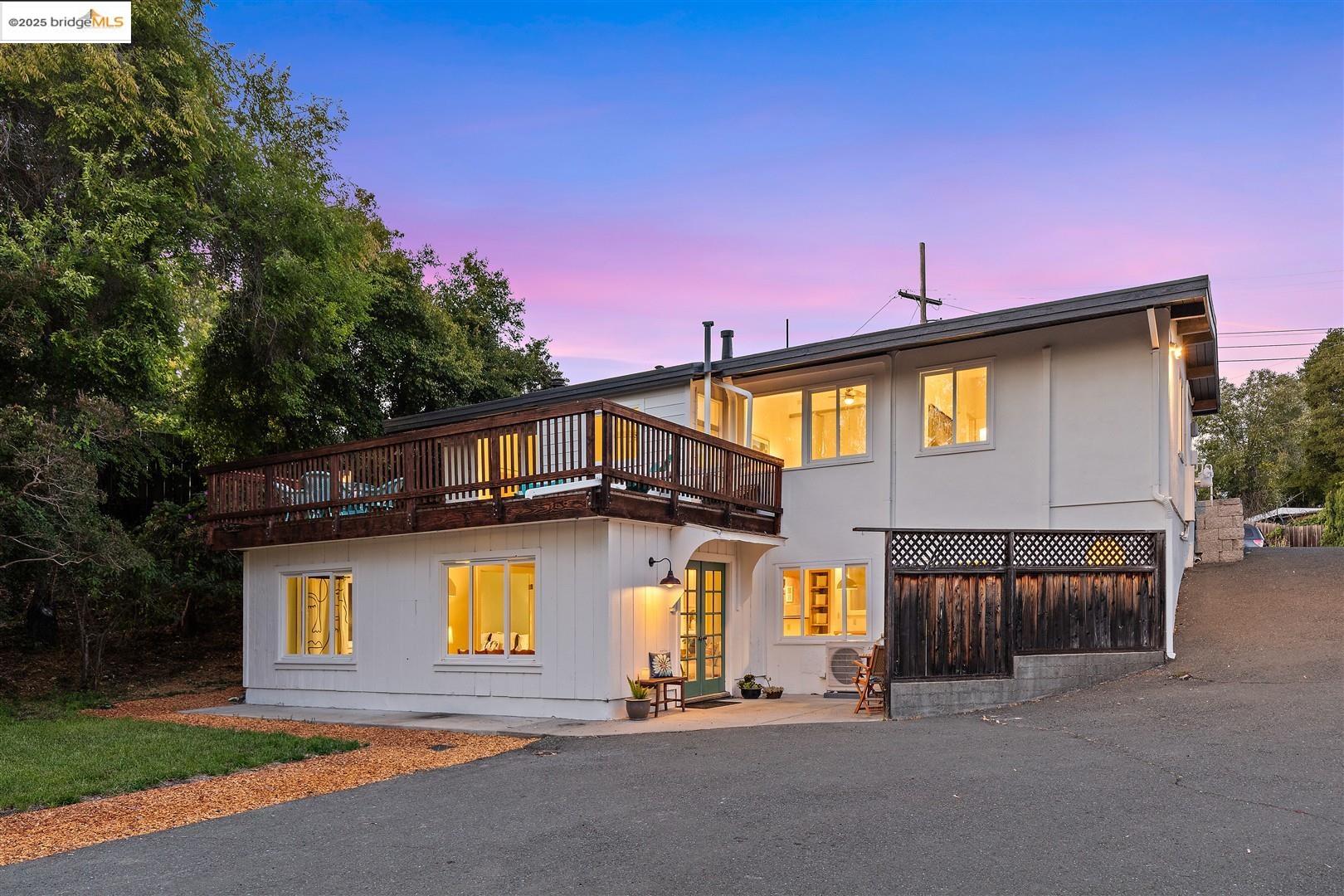 Detail Gallery Image 47 of 60 For 2871 Stephen Dr, Richmond,  CA 94803 - 5 Beds | 2 Baths