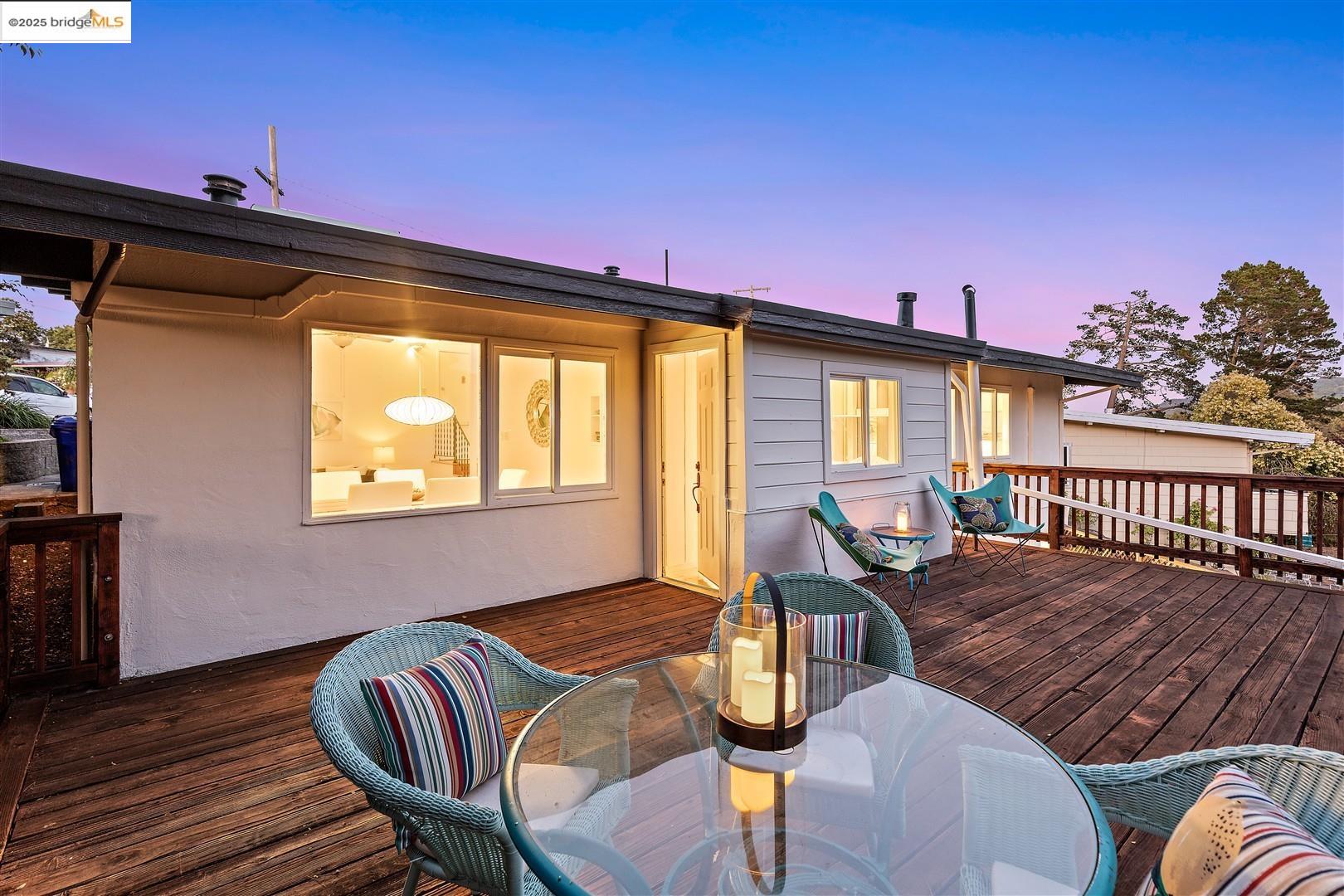 Detail Gallery Image 51 of 60 For 2871 Stephen Dr, Richmond,  CA 94803 - 5 Beds | 2 Baths