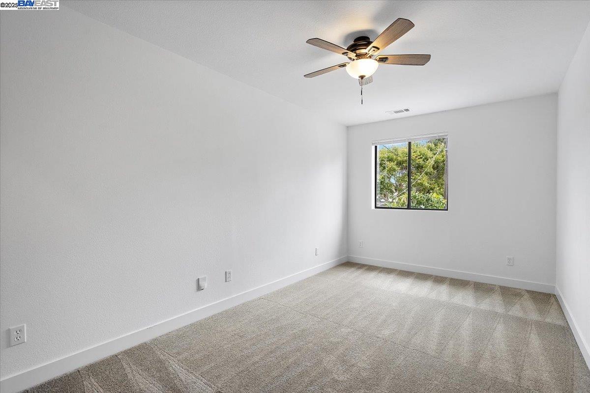 Detail Gallery Image 45 of 51 For 20101 Catalina Dr, Castro Valley,  CA 94546 - 4 Beds | 2 Baths