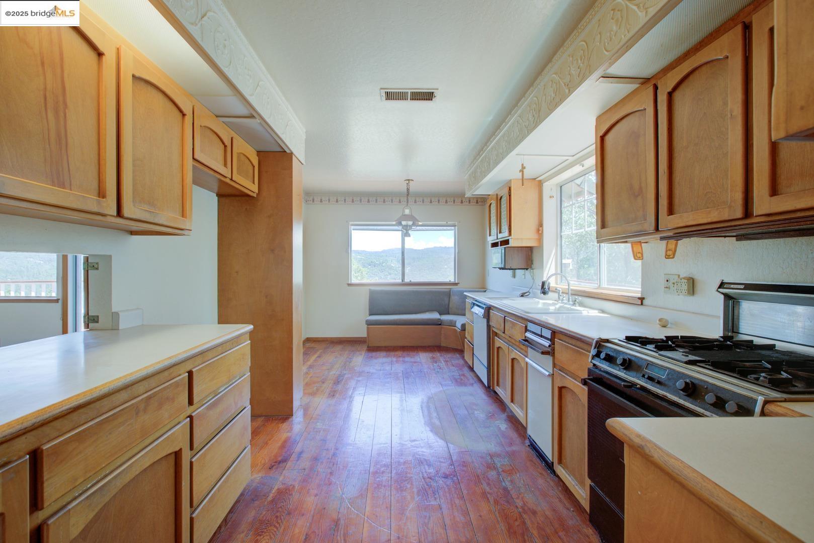 Detail Gallery Image 19 of 42 For 21021 Heavenly Dr, Sonora,  CA 95370 - 3 Beds | 2/1 Baths
