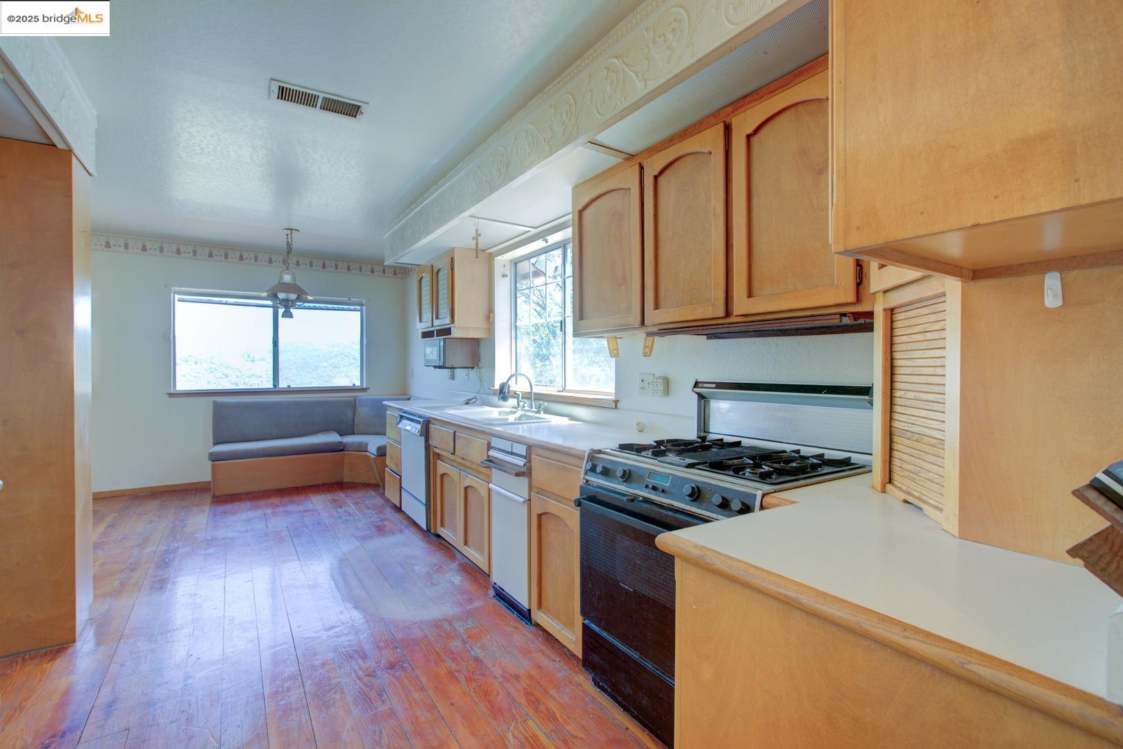 Detail Gallery Image 20 of 42 For 21021 Heavenly Dr, Sonora,  CA 95370 - 3 Beds | 2/1 Baths