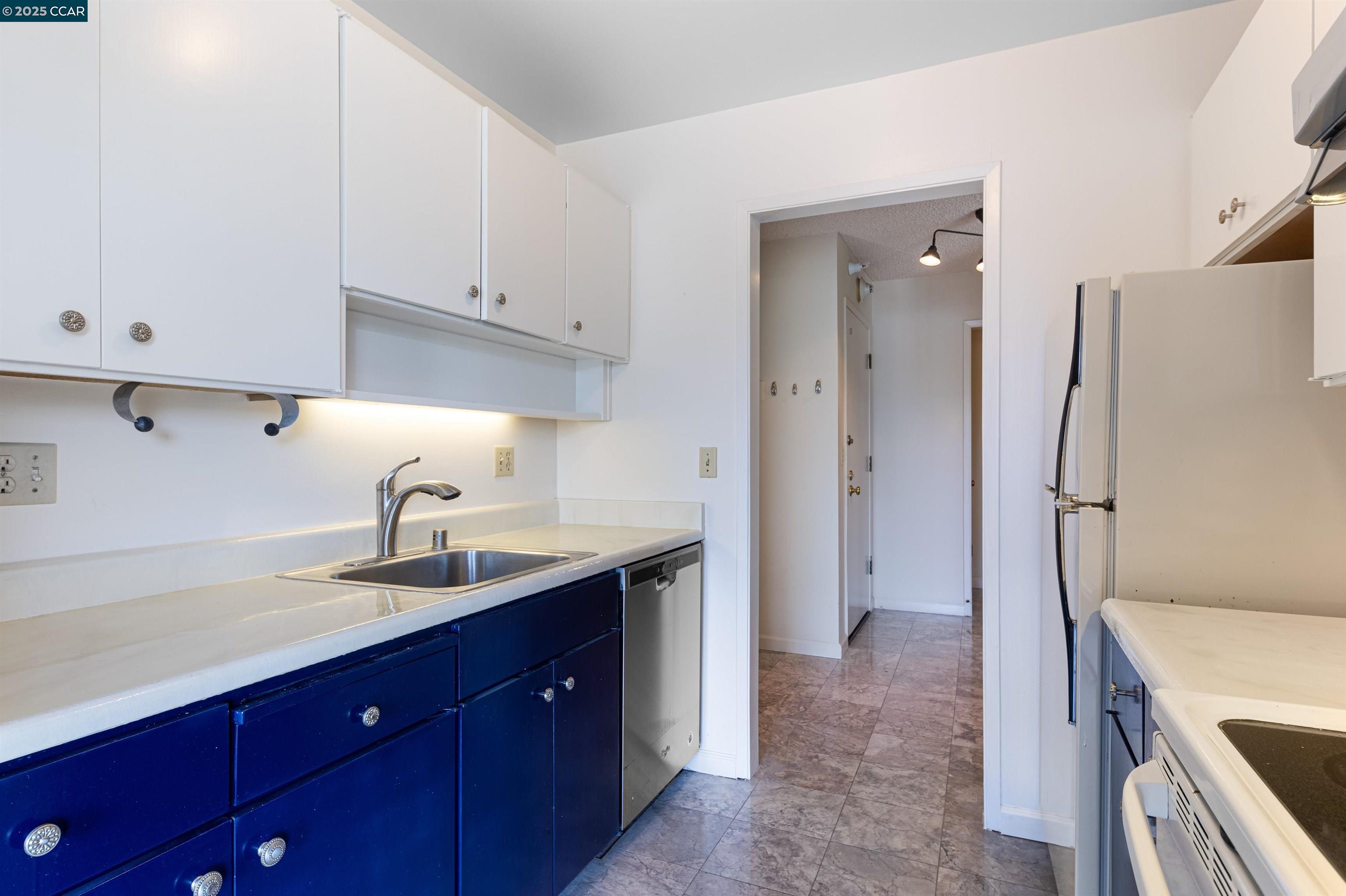 Photo #11: 41106653 Listing: Photo #11