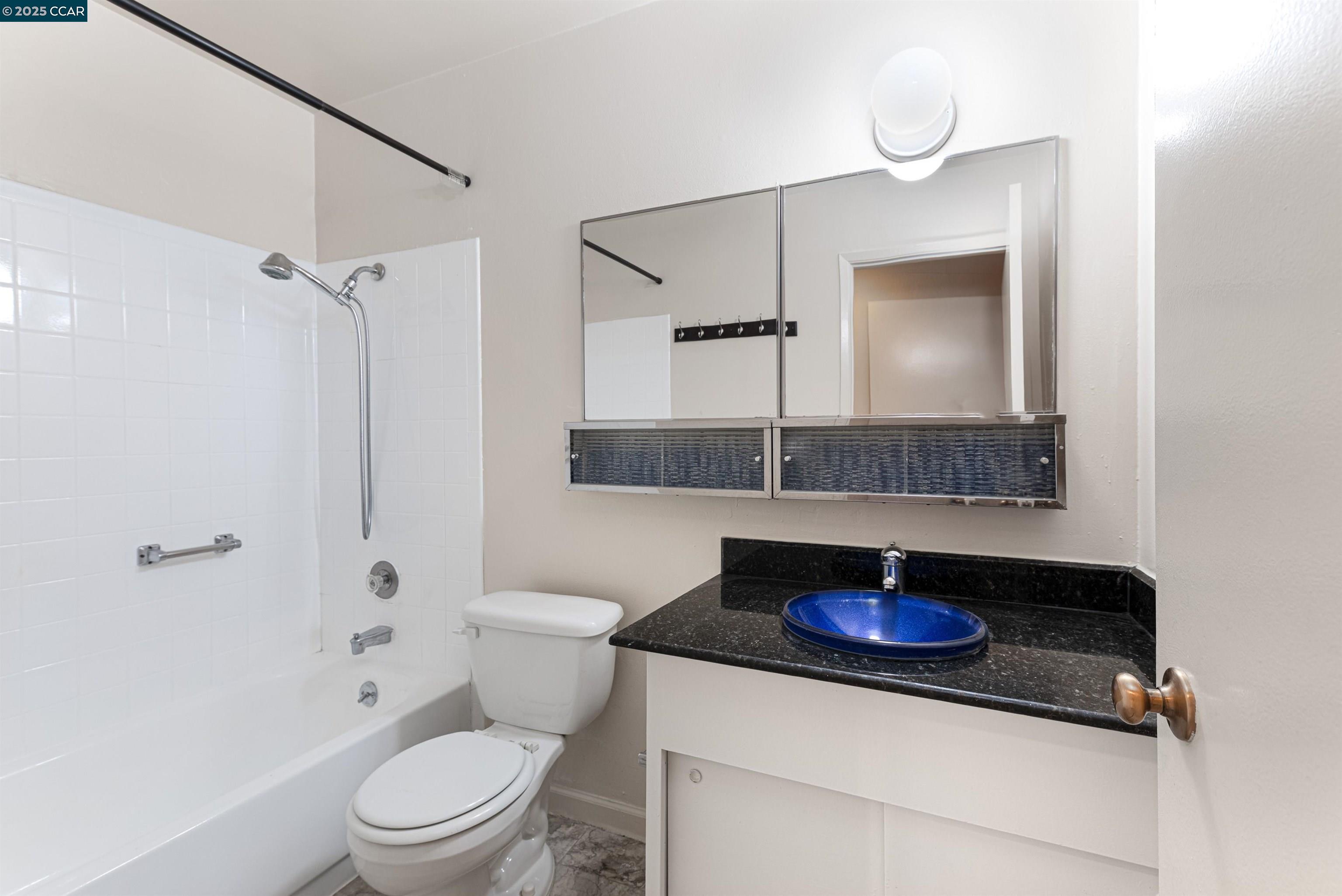 Photo #14: 41106653 Listing: Photo #14