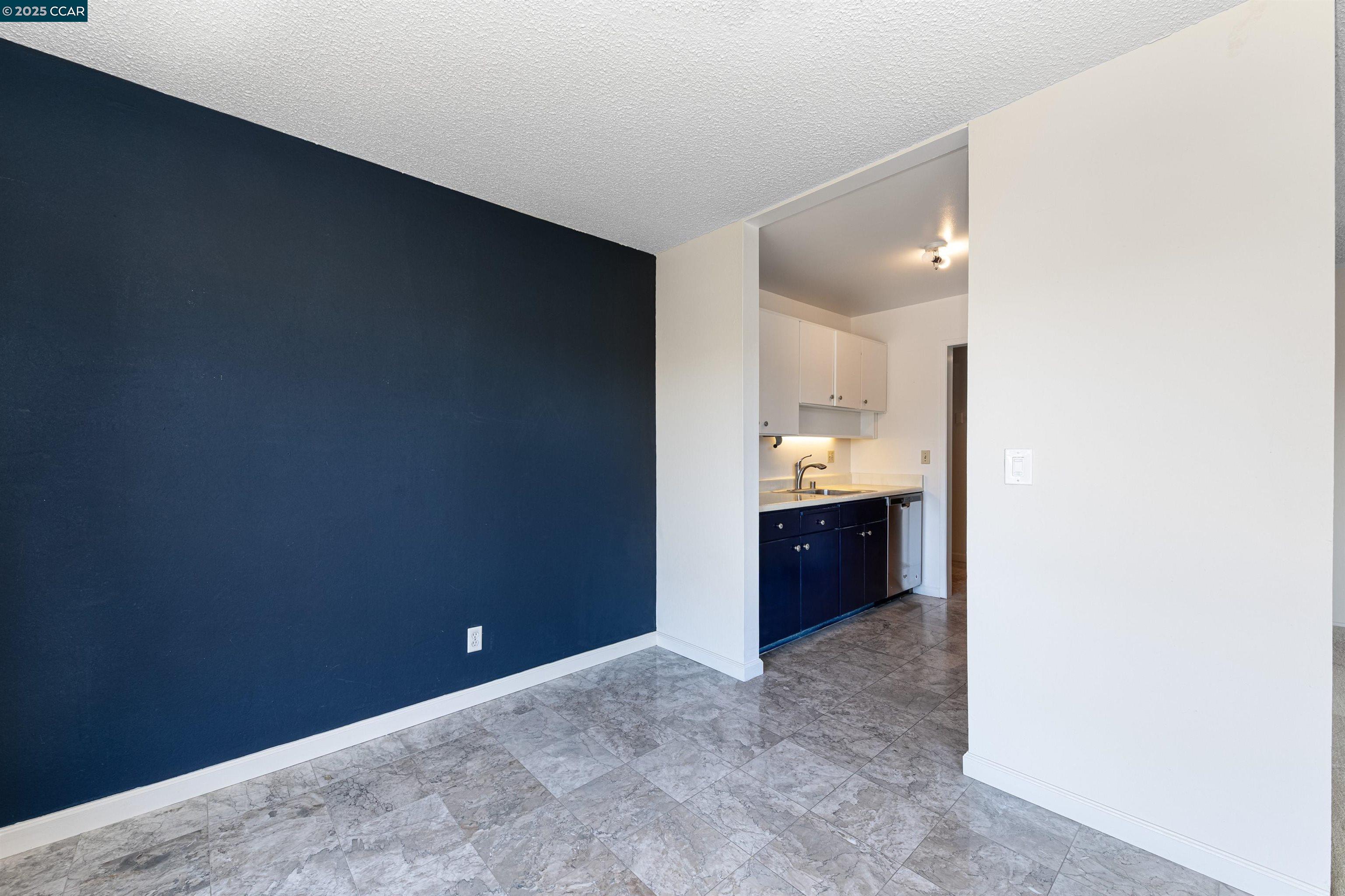 Photo #9: 41106653 Listing: Photo #9