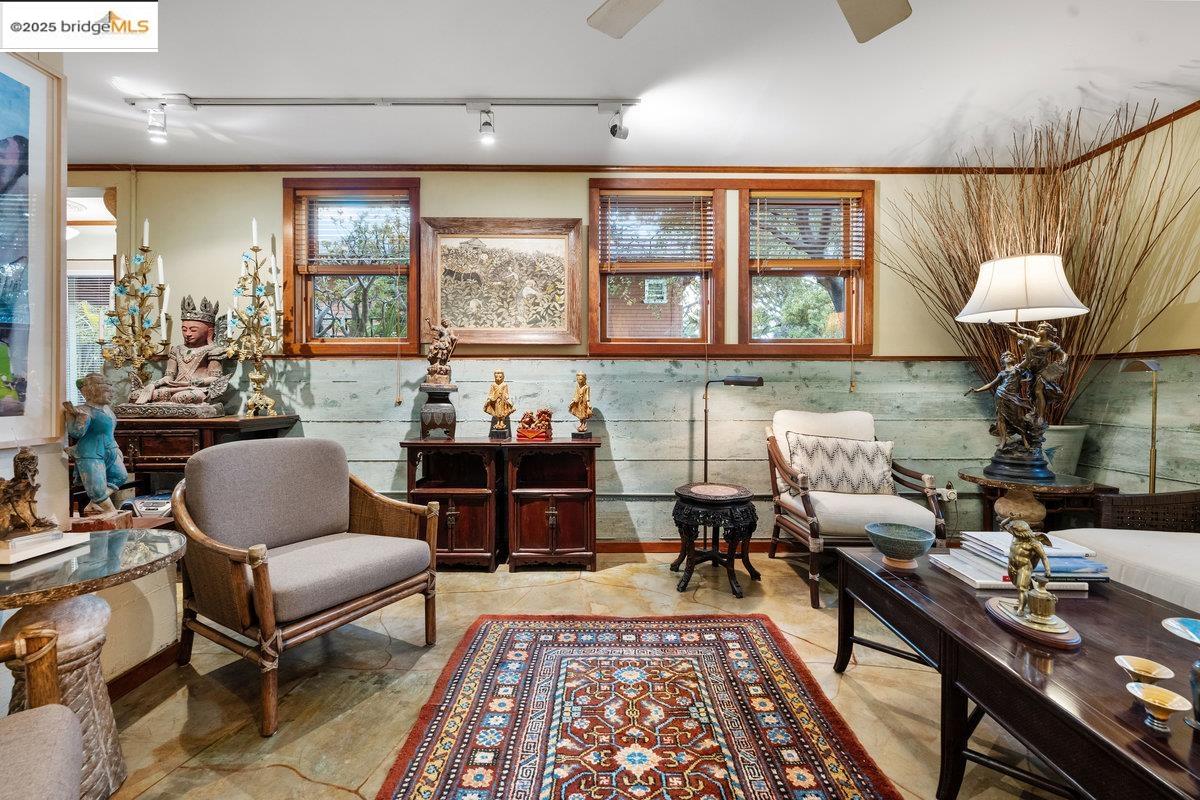 Detail Gallery Image 23 of 49 For 1924 7th Ave, Oakland,  CA 94606 - – Beds | – Baths