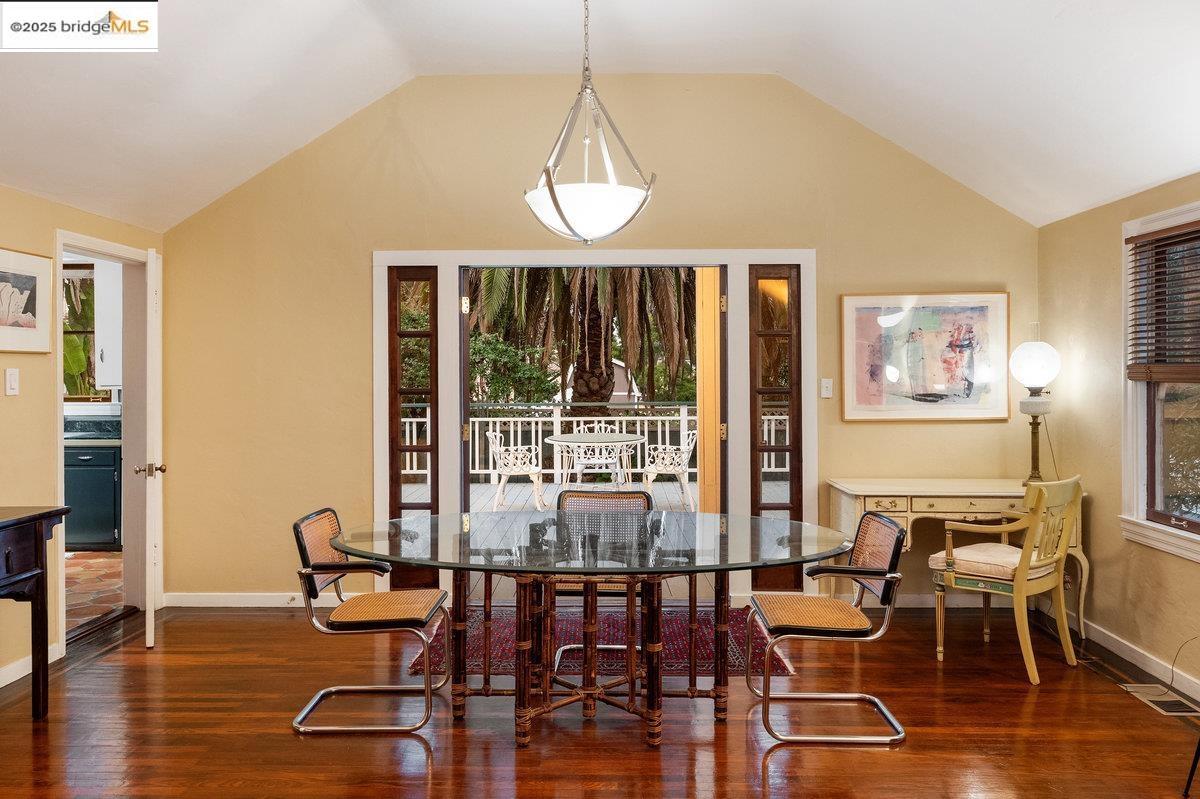 Detail Gallery Image 34 of 49 For 1924 7th Ave, Oakland,  CA 94606 - – Beds | – Baths