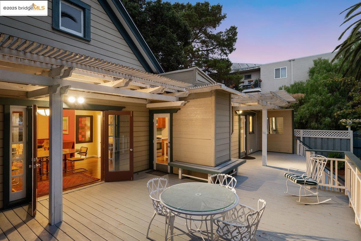 Detail Gallery Image 44 of 49 For 1924 7th Ave, Oakland,  CA 94606 - – Beds | – Baths