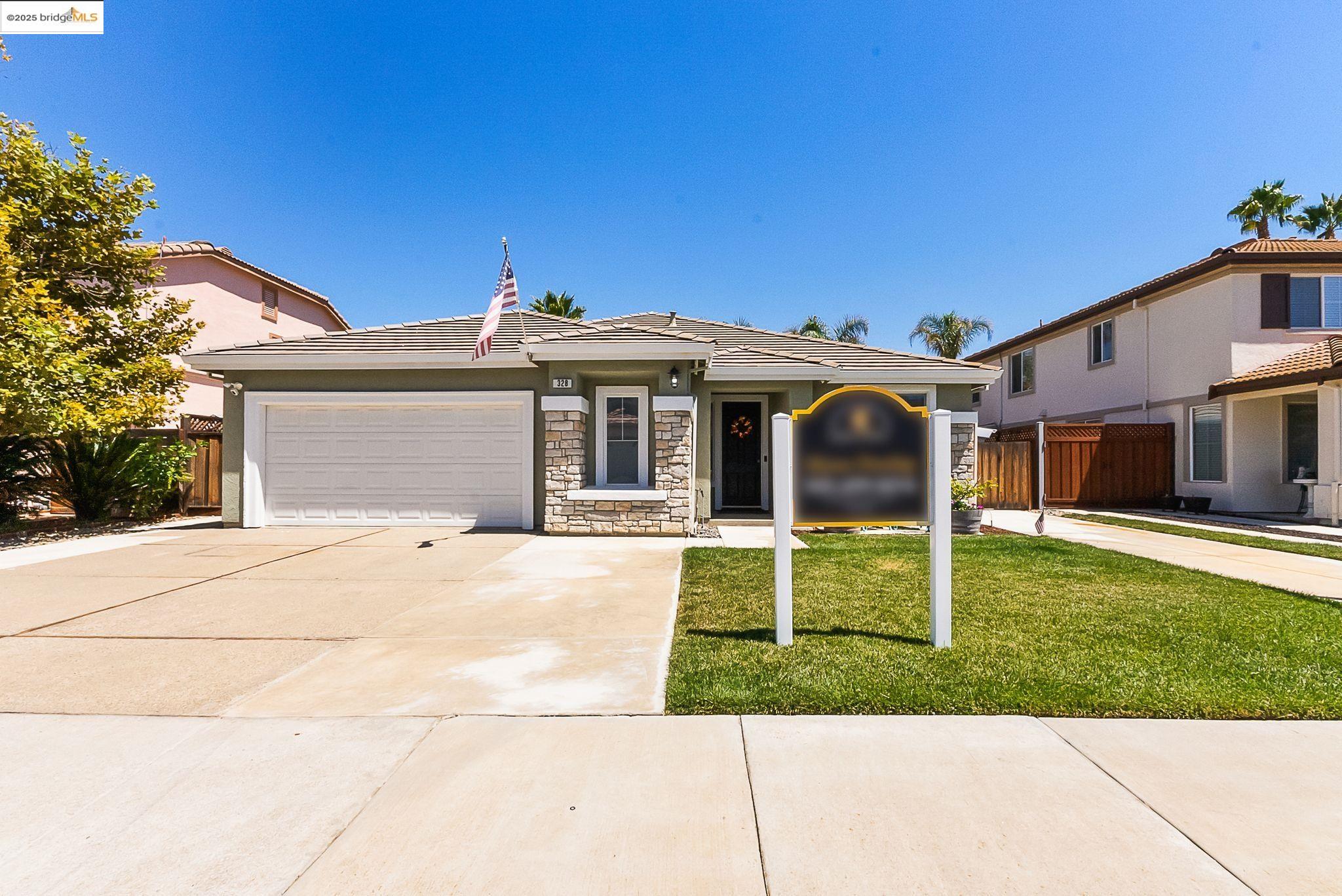 Detail Gallery Image 2 of 42 For 328 Fareham Ct, Discovery Bay,  CA 94505 - 3 Beds | 2 Baths