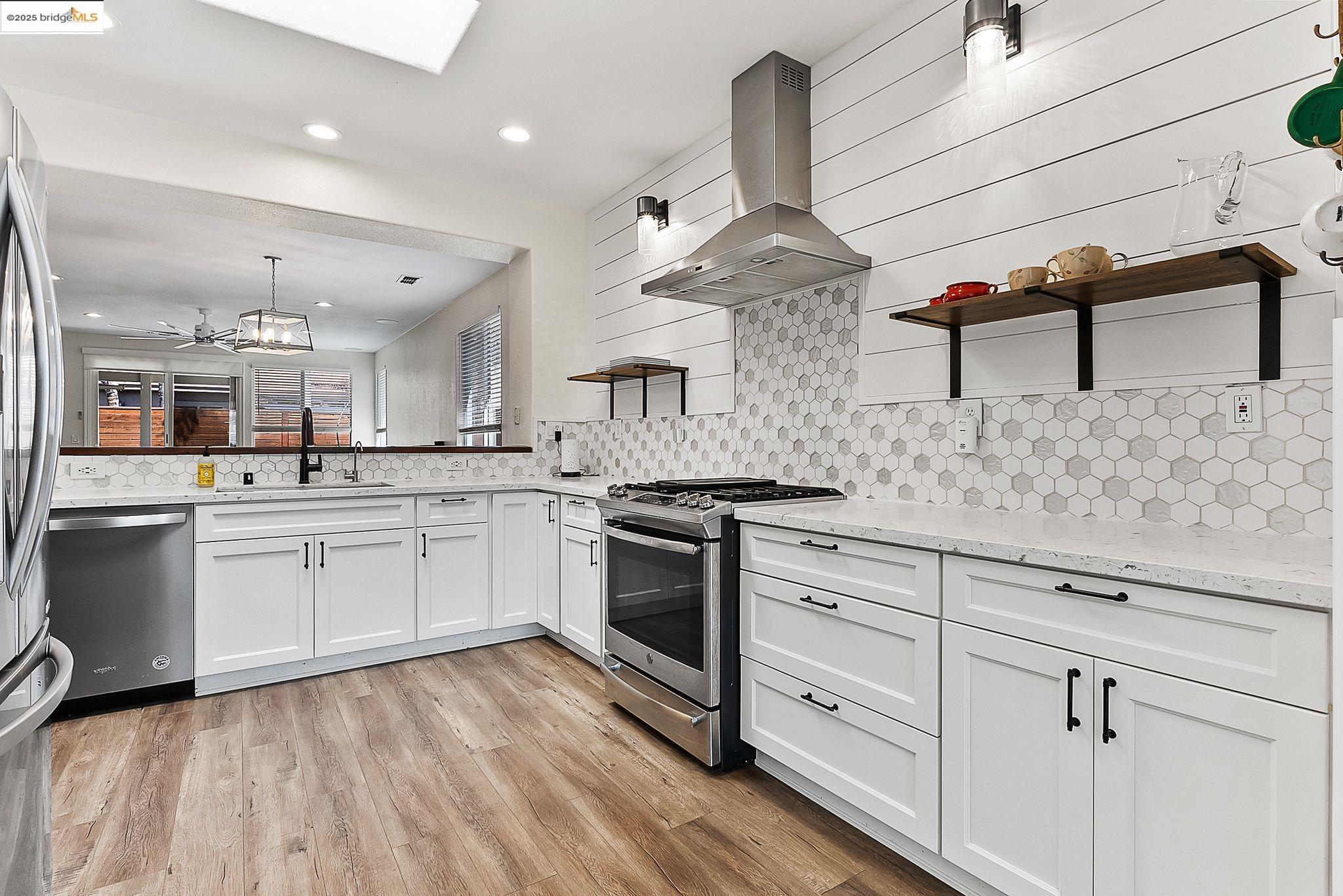 Detail Gallery Image 19 of 42 For 328 Fareham Ct, Discovery Bay,  CA 94505 - 3 Beds | 2 Baths