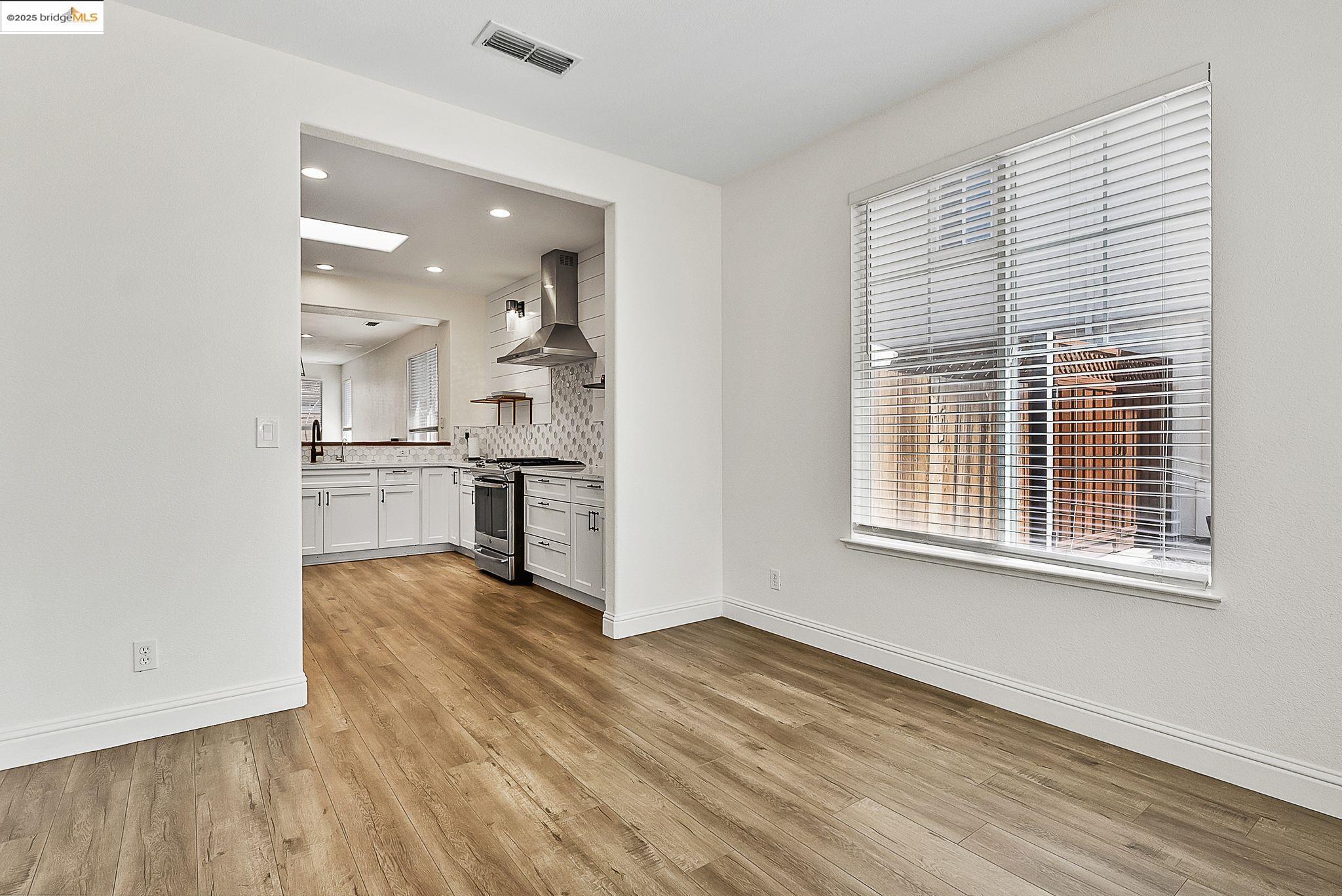 Detail Gallery Image 22 of 42 For 328 Fareham Ct, Discovery Bay,  CA 94505 - 3 Beds | 2 Baths