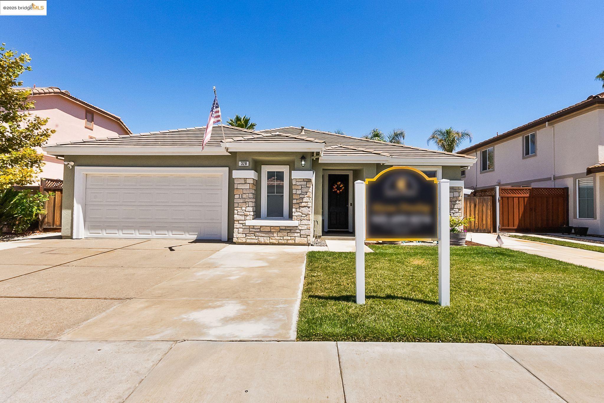 Detail Gallery Image 3 of 42 For 328 Fareham Ct, Discovery Bay,  CA 94505 - 3 Beds | 2 Baths