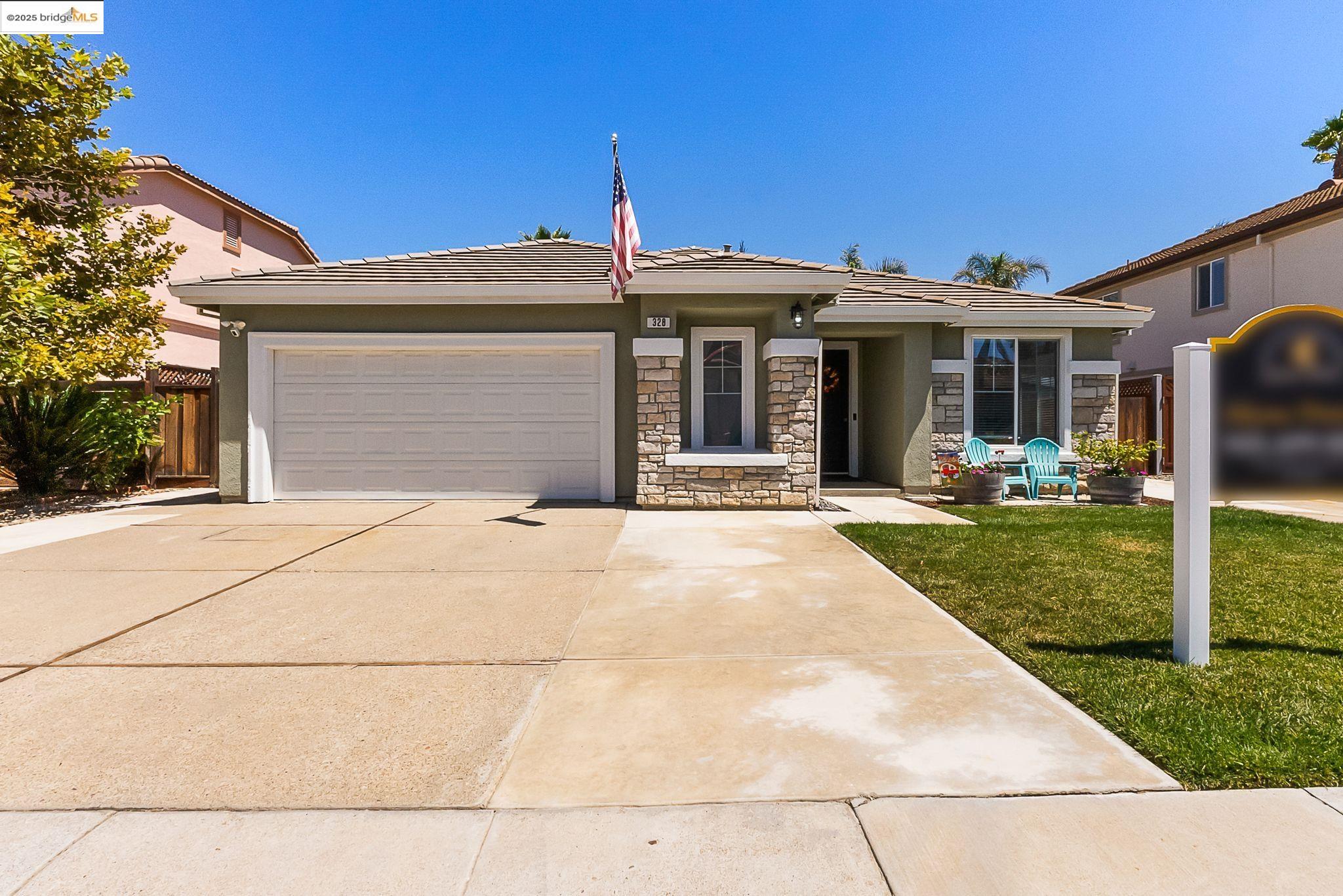 Detail Gallery Image 4 of 42 For 328 Fareham Ct, Discovery Bay,  CA 94505 - 3 Beds | 2 Baths
