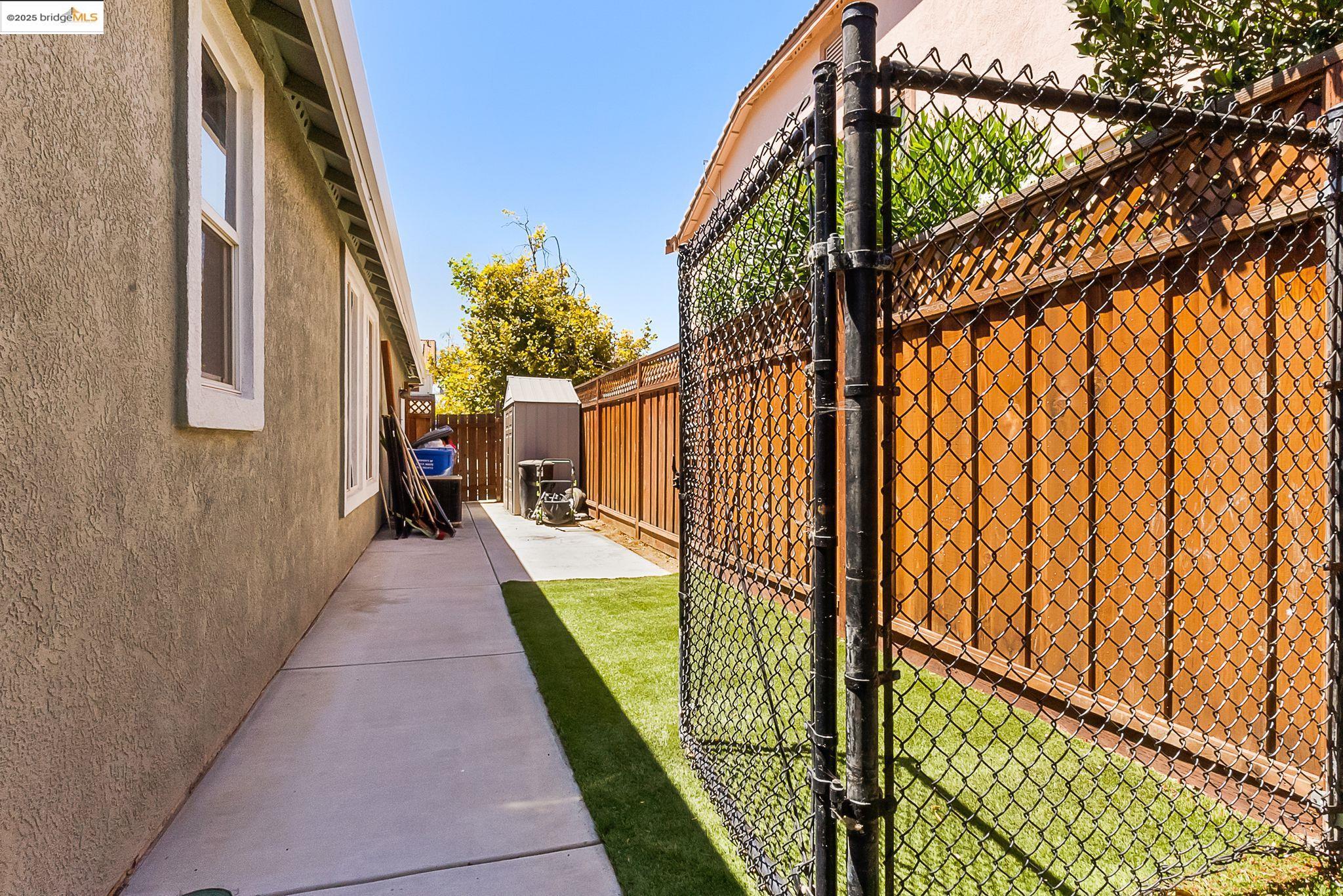 Detail Gallery Image 42 of 42 For 328 Fareham Ct, Discovery Bay,  CA 94505 - 3 Beds | 2 Baths