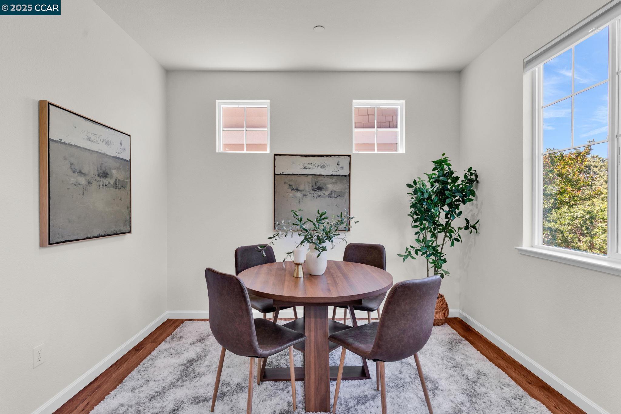 Detail Gallery Image 20 of 42 For 6983 Alamo Creek Trl, Dublin,  CA 94568 - 4 Beds | 3/1 Baths