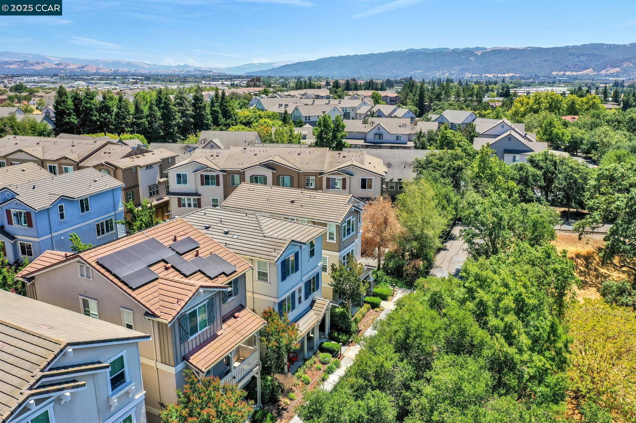 Detail Gallery Image 40 of 42 For 6983 Alamo Creek Trl, Dublin,  CA 94568 - 4 Beds | 3/1 Baths