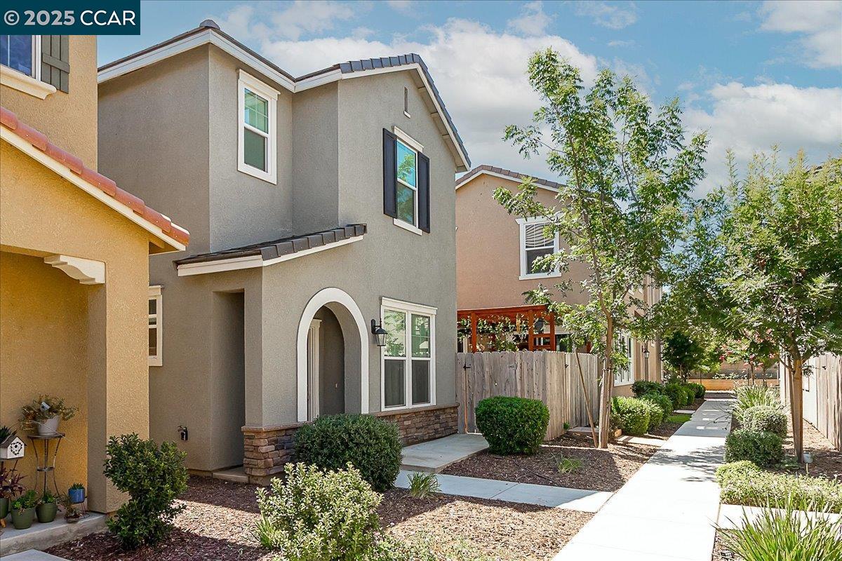 Detail Gallery Image 1 of 27 For 2941 Ritter Ln, Merced,  CA 95348 - 3 Beds | 2/1 Baths