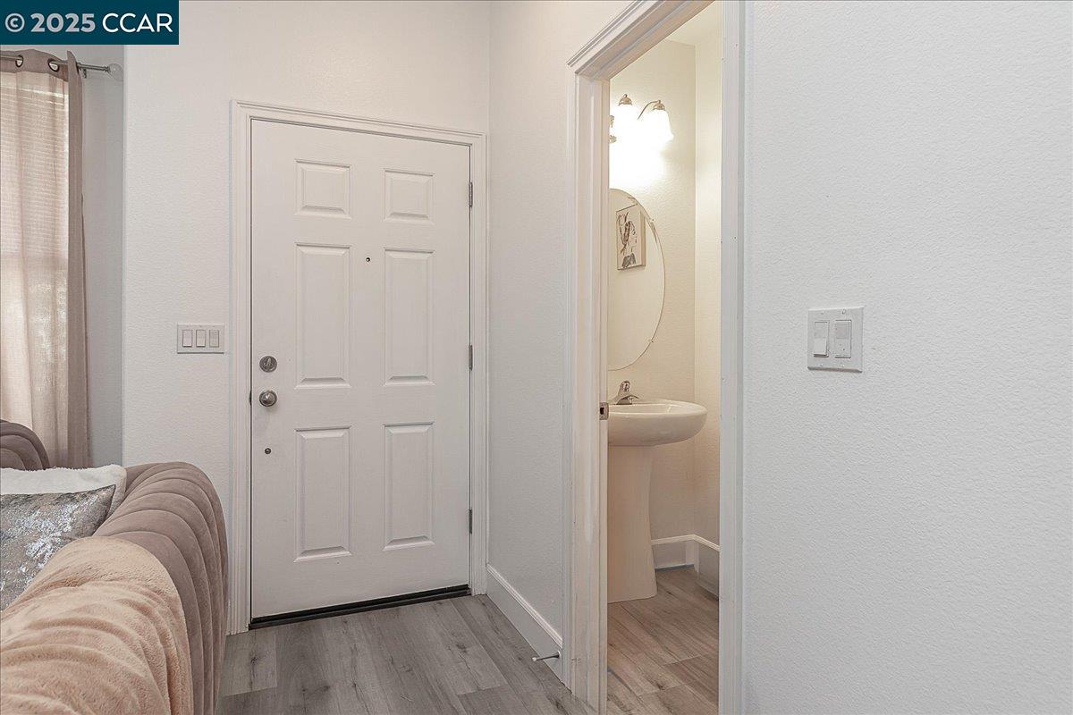 Detail Gallery Image 5 of 27 For 2941 Ritter Ln, Merced,  CA 95348 - 3 Beds | 2/1 Baths