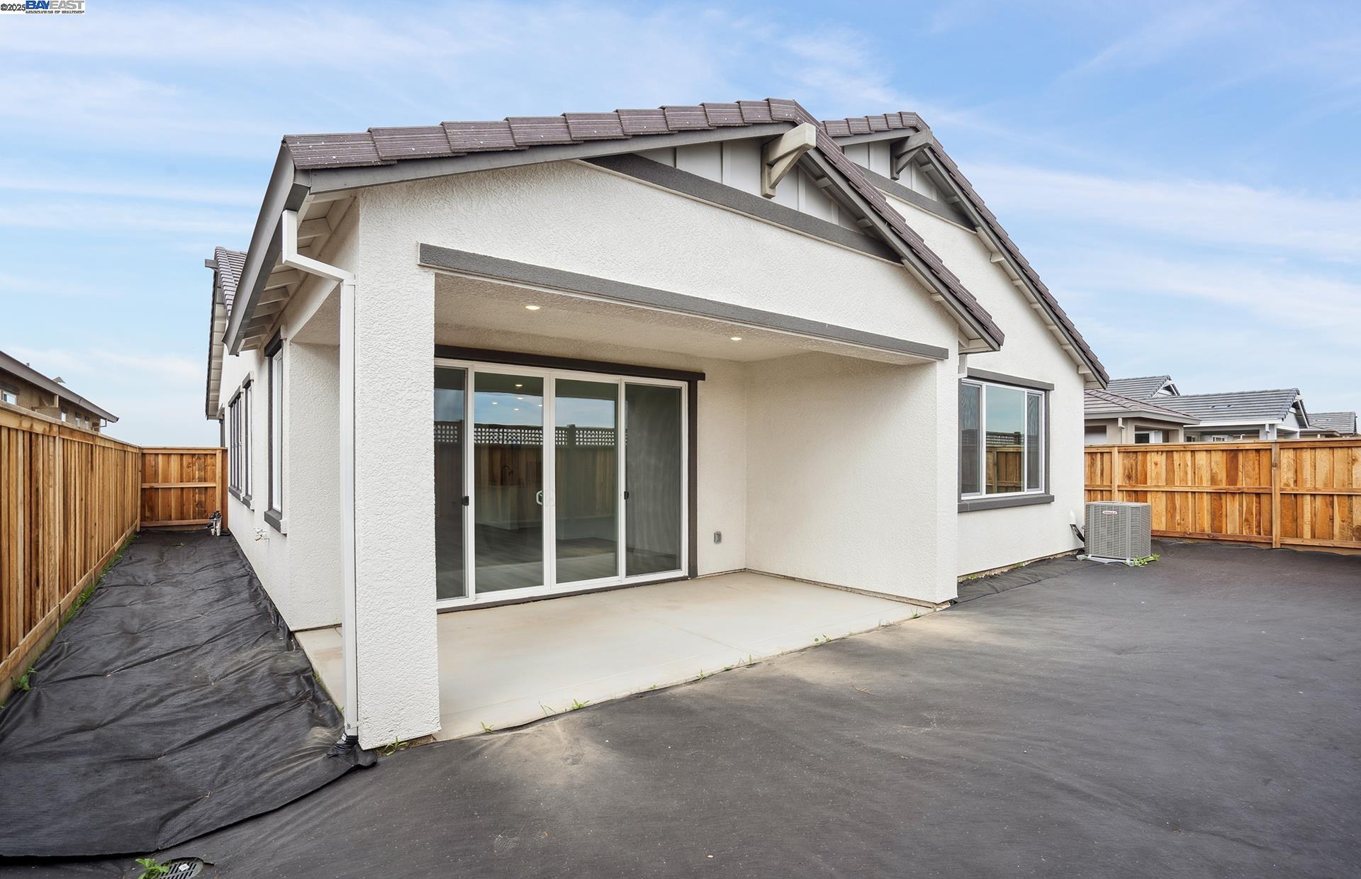 Detail Gallery Image 34 of 36 For 17858 Brightwood Avenue, Lathrop,  CA 95330 - 3 Beds | 2 Baths