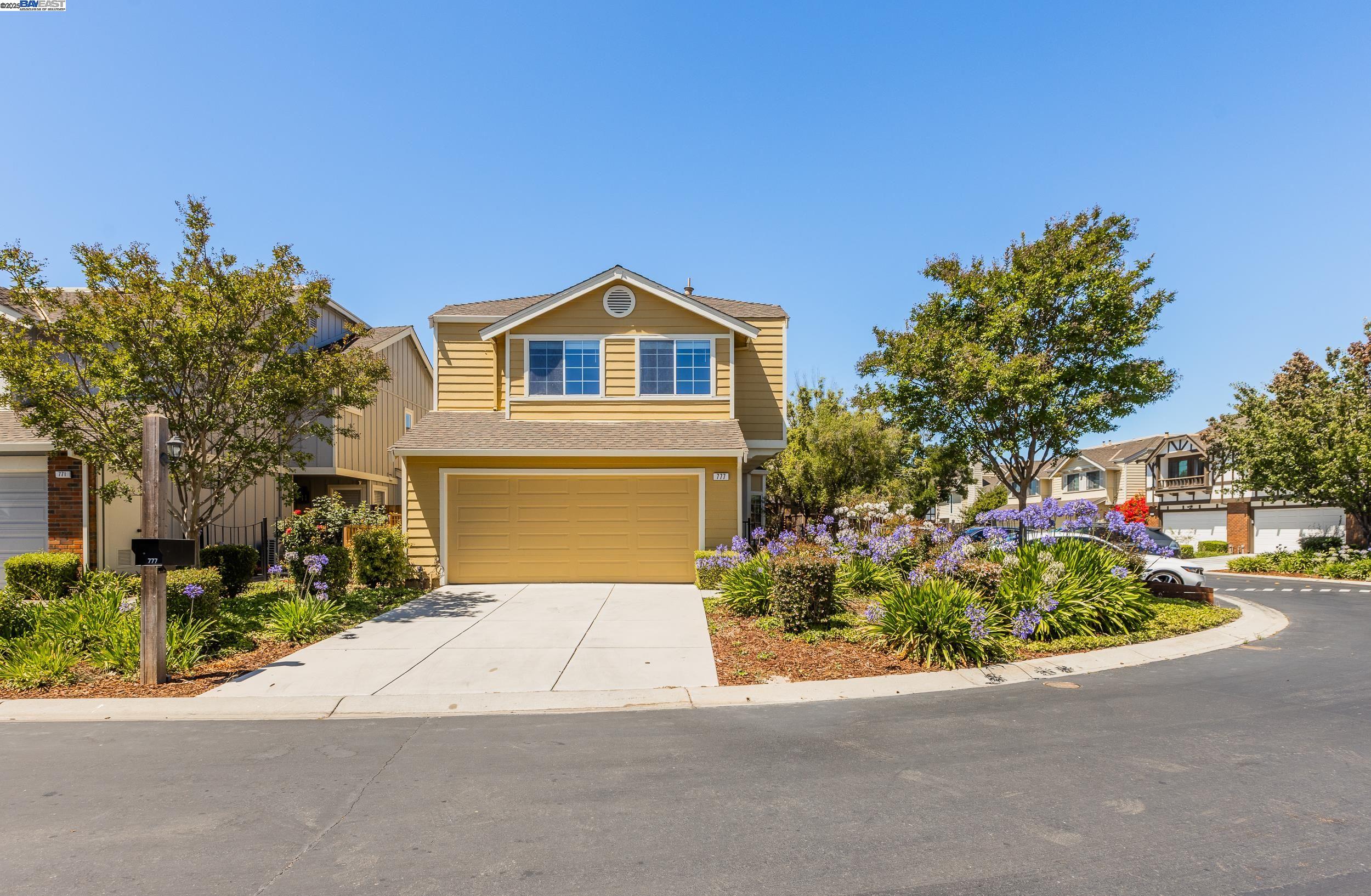 Detail Gallery Image 1 of 35 For 777 Erie Cir, Milpitas,  CA 95035 - 4 Beds | 2/1 Baths