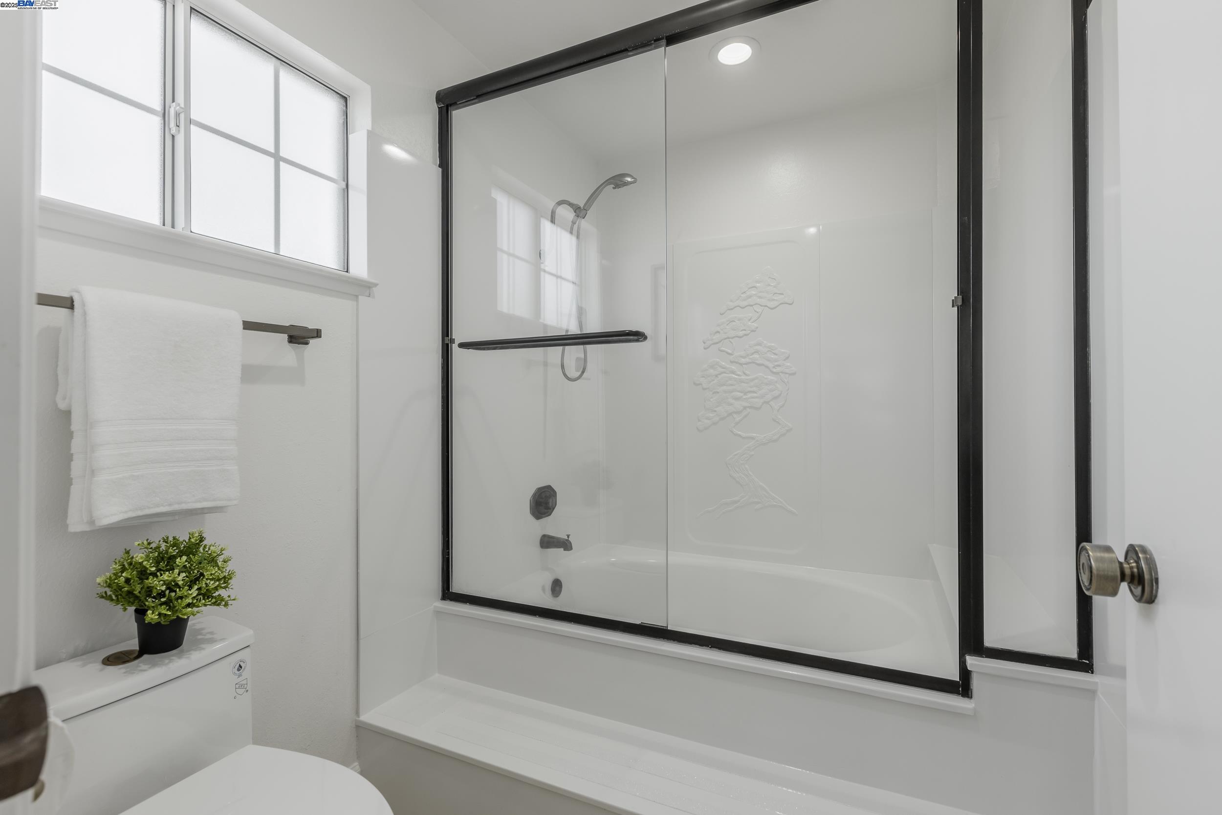 Detail Gallery Image 21 of 35 For 777 Erie Cir, Milpitas,  CA 95035 - 4 Beds | 2/1 Baths