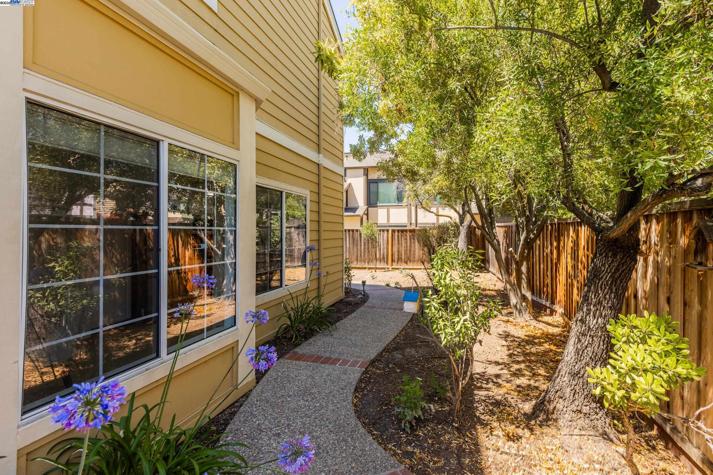 Detail Gallery Image 29 of 35 For 777 Erie Cir, Milpitas,  CA 95035 - 4 Beds | 2/1 Baths