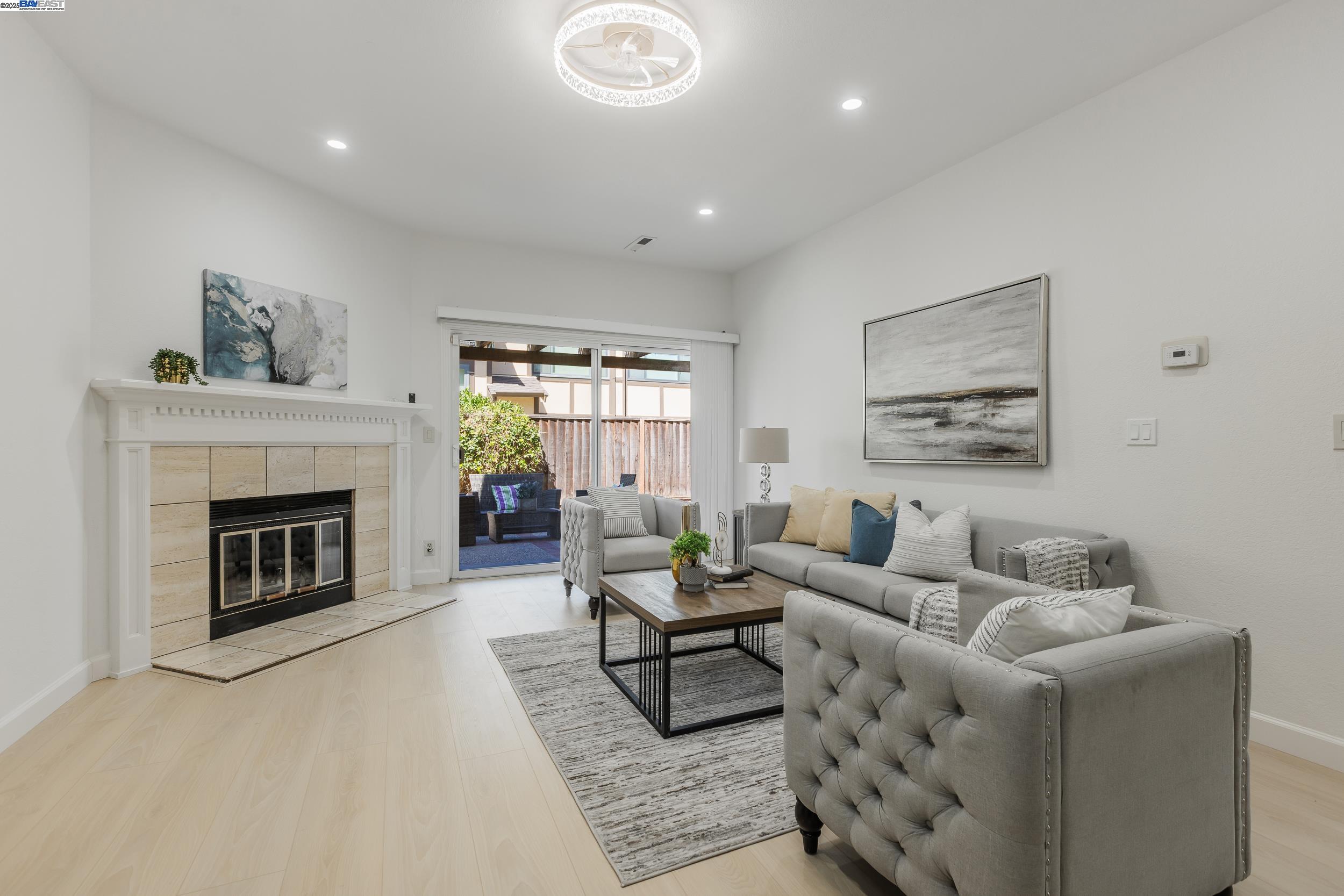 Detail Gallery Image 6 of 35 For 777 Erie Cir, Milpitas,  CA 95035 - 4 Beds | 2/1 Baths