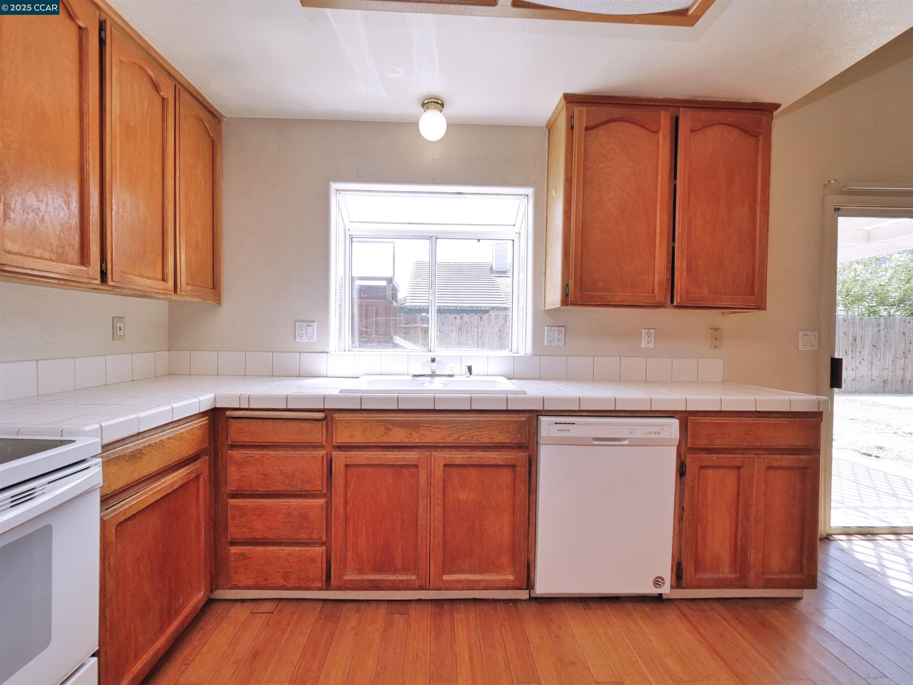 Detail Gallery Image 16 of 60 For 4300 Cannington Lane, Salida,  CA 95368-9726 - 4 Beds | 2 Baths