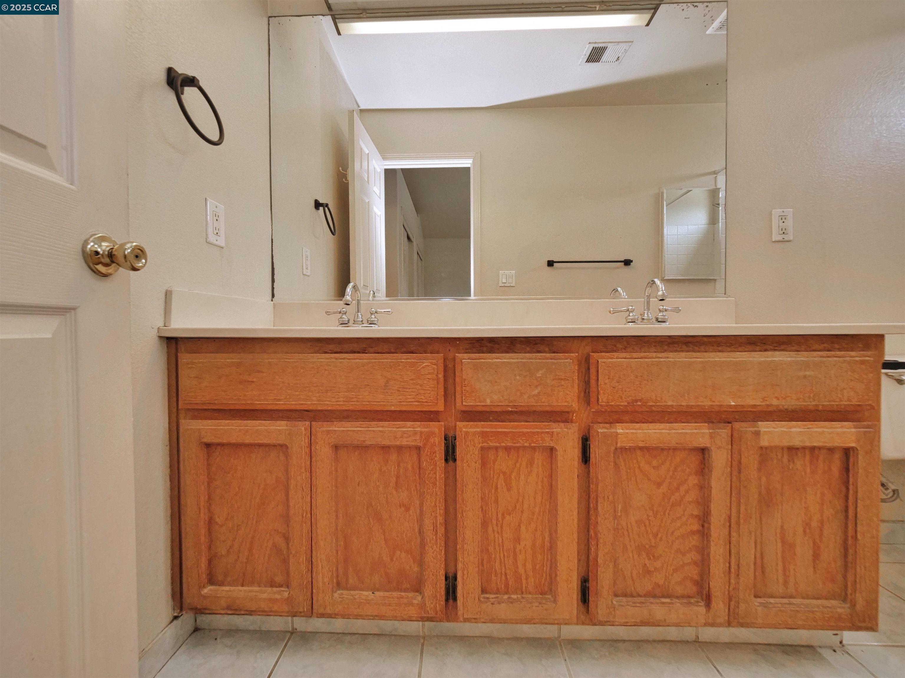 Detail Gallery Image 24 of 60 For 4300 Cannington Lane, Salida,  CA 95368-9726 - 4 Beds | 2 Baths