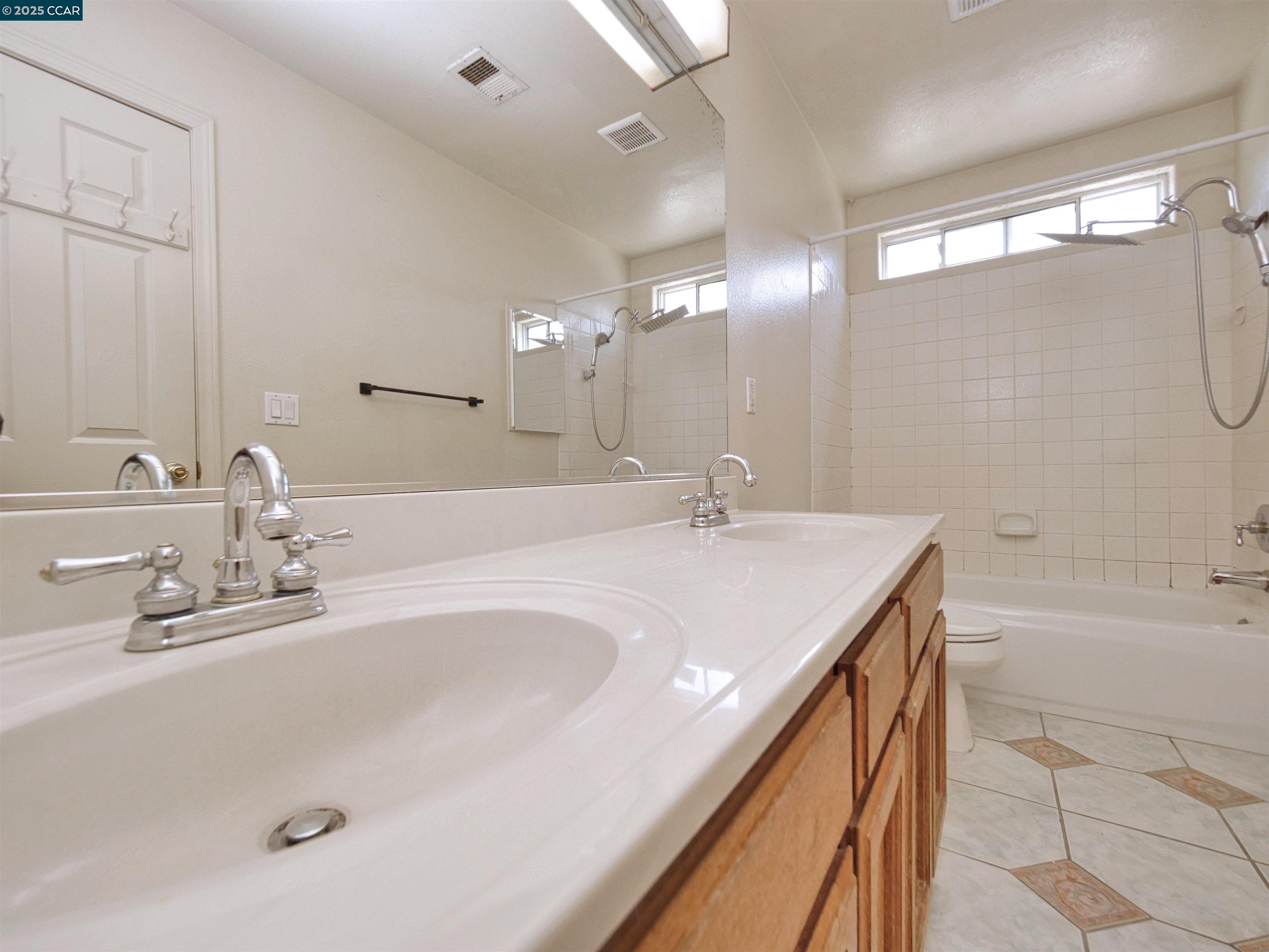Detail Gallery Image 26 of 60 For 4300 Cannington Lane, Salida,  CA 95368-9726 - 4 Beds | 2 Baths